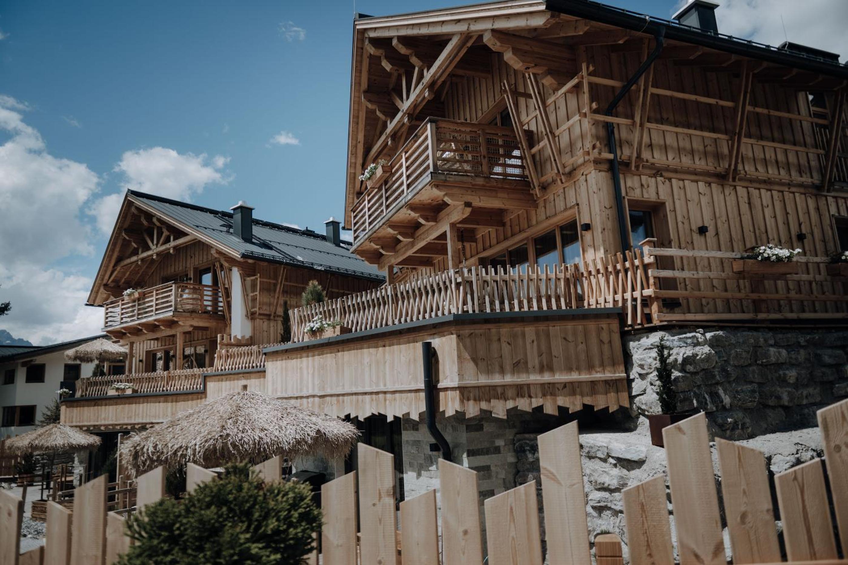 Five-Bedroom Chalet photo 2