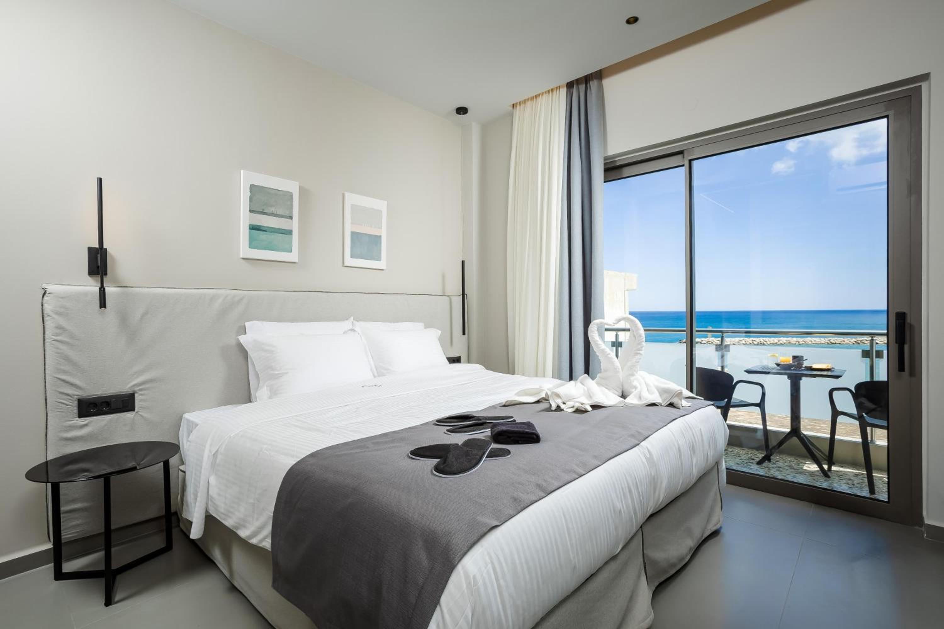 Studio with Sea View