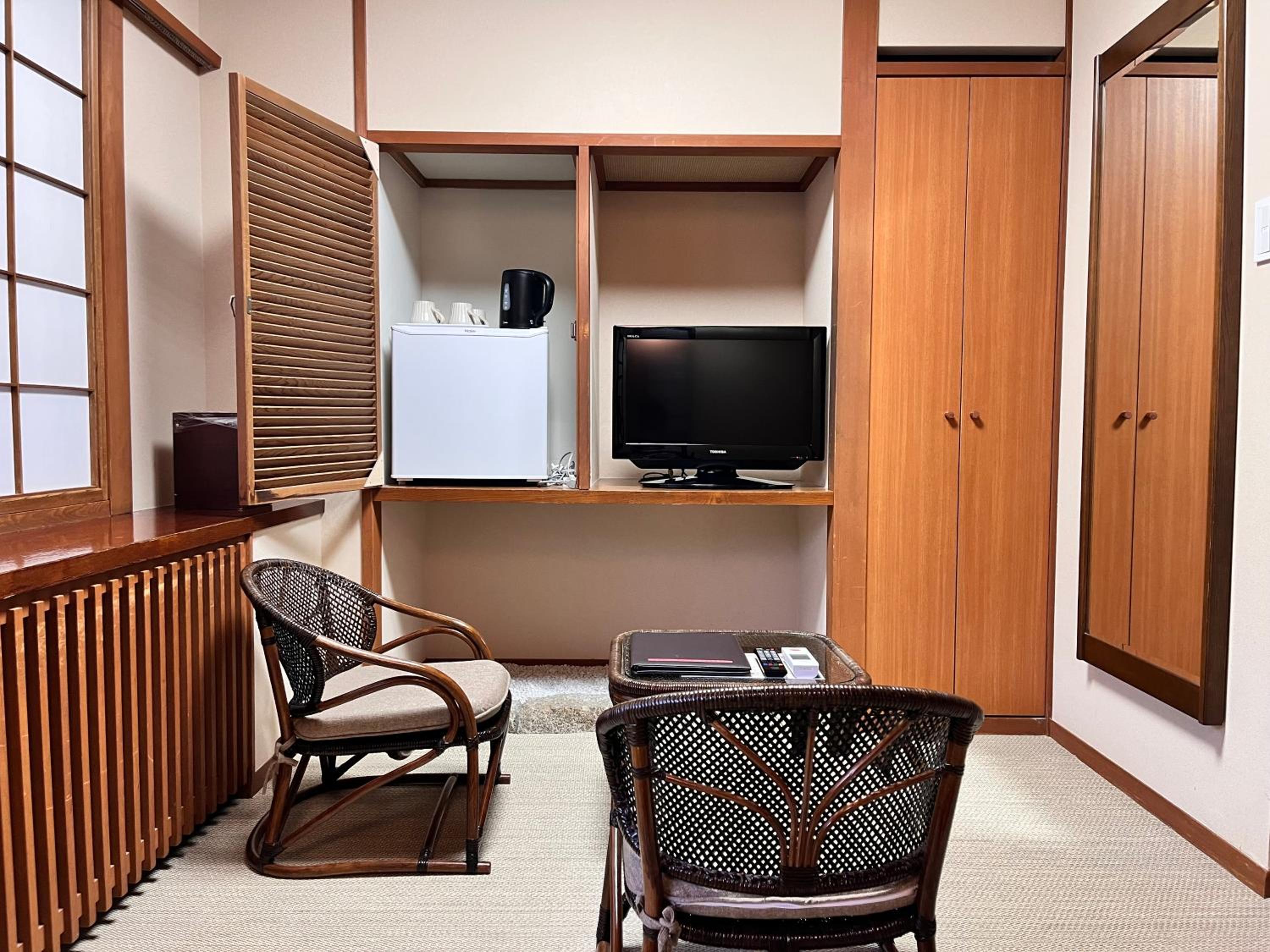 Room with Tatami Area photo 3