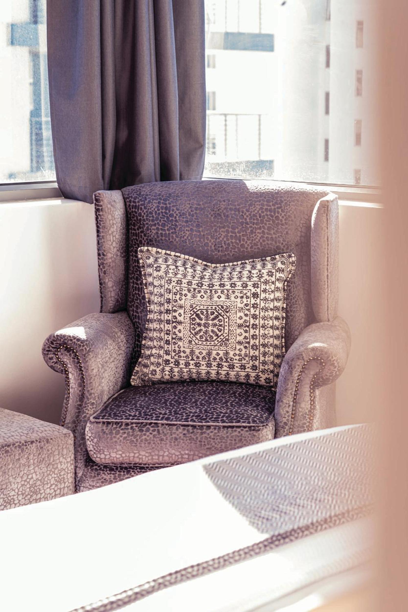 King Suite - Photo 2