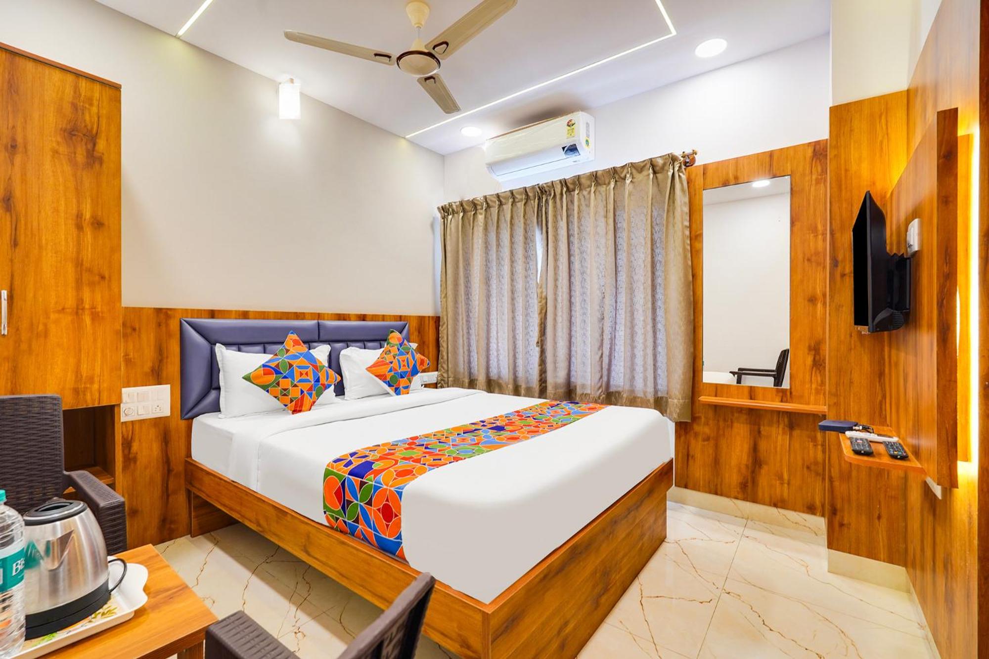 Deluxe Room - Photo 1