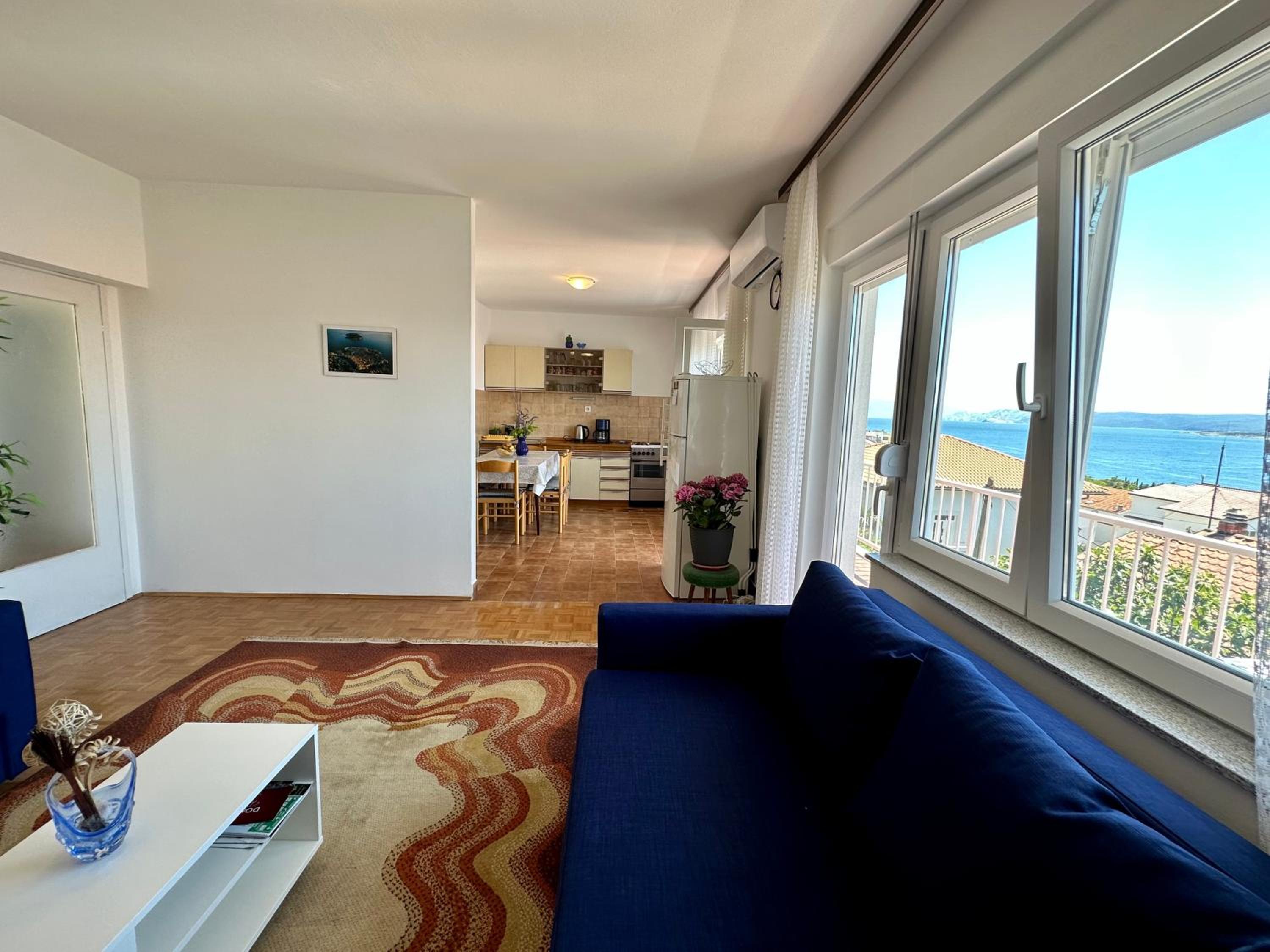 Three-Bedroom Apartment photo 1