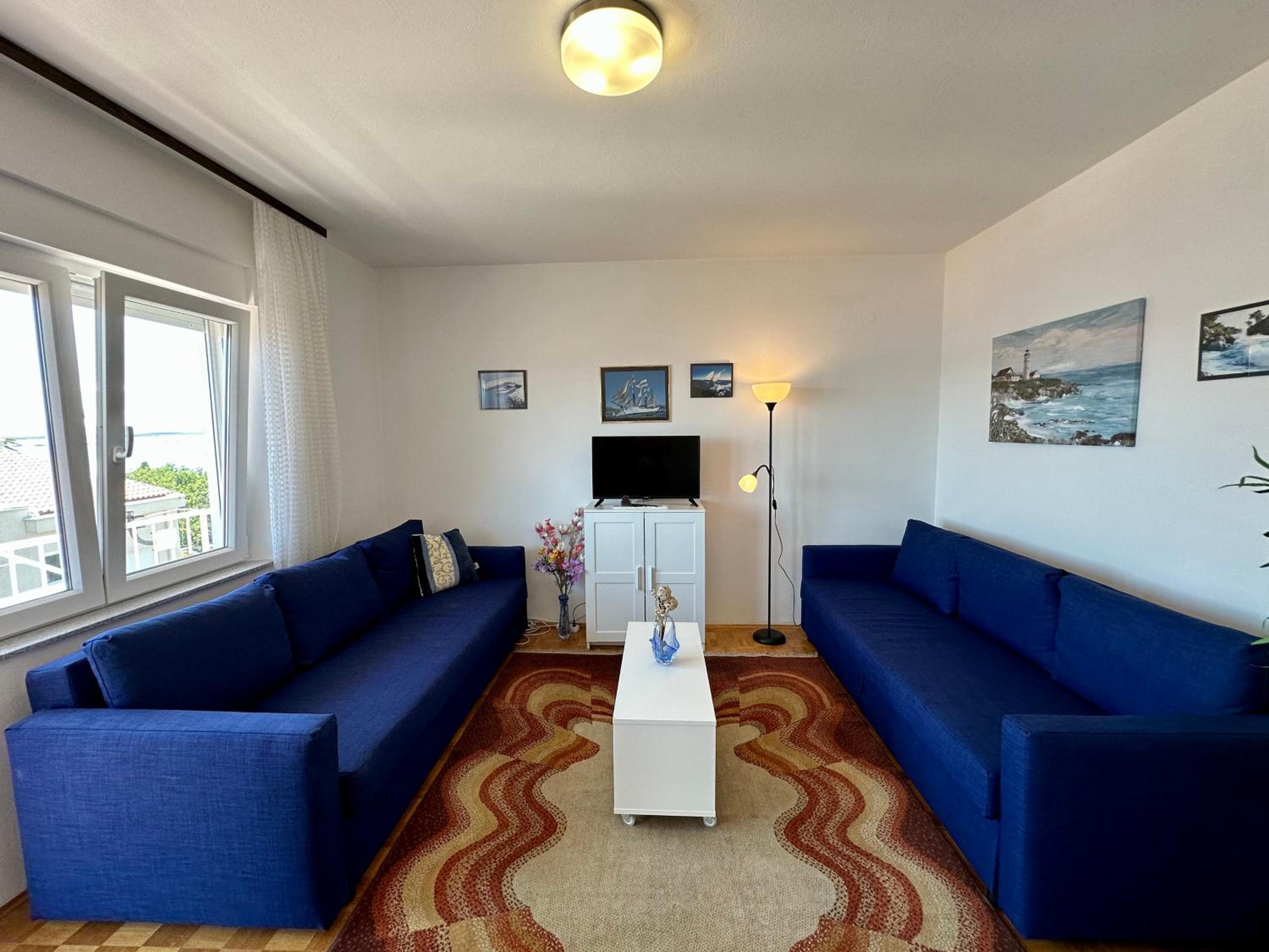 Three-Bedroom Apartment photo 3