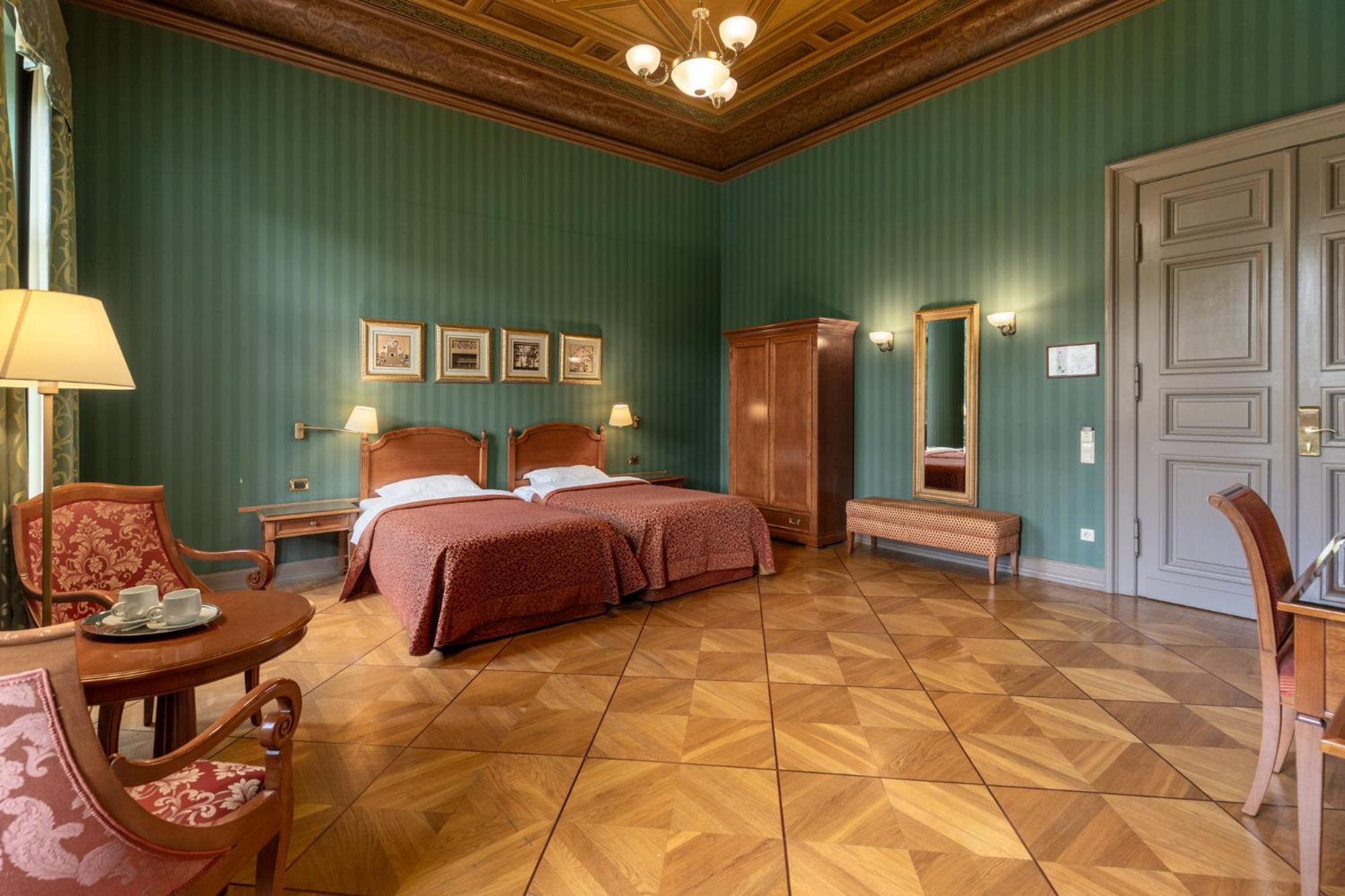 Superior Twin Room photo 3