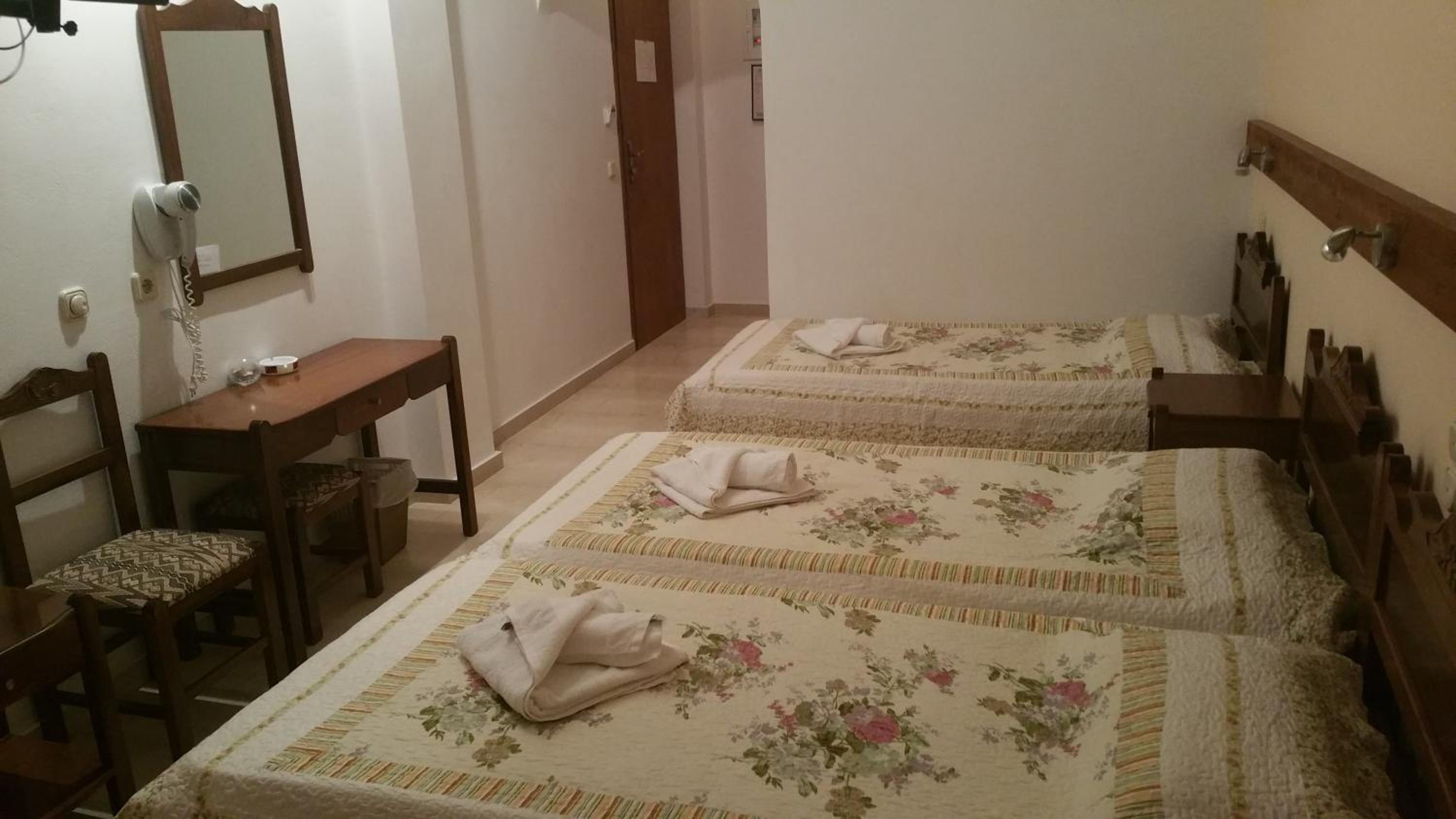Triple Room photo 2