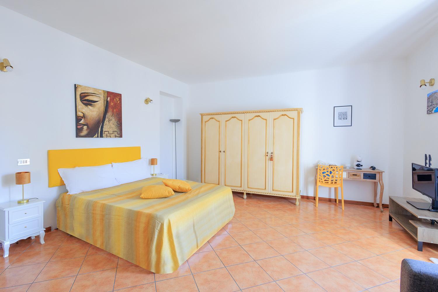 Quadruple Room with Private External Bathroom