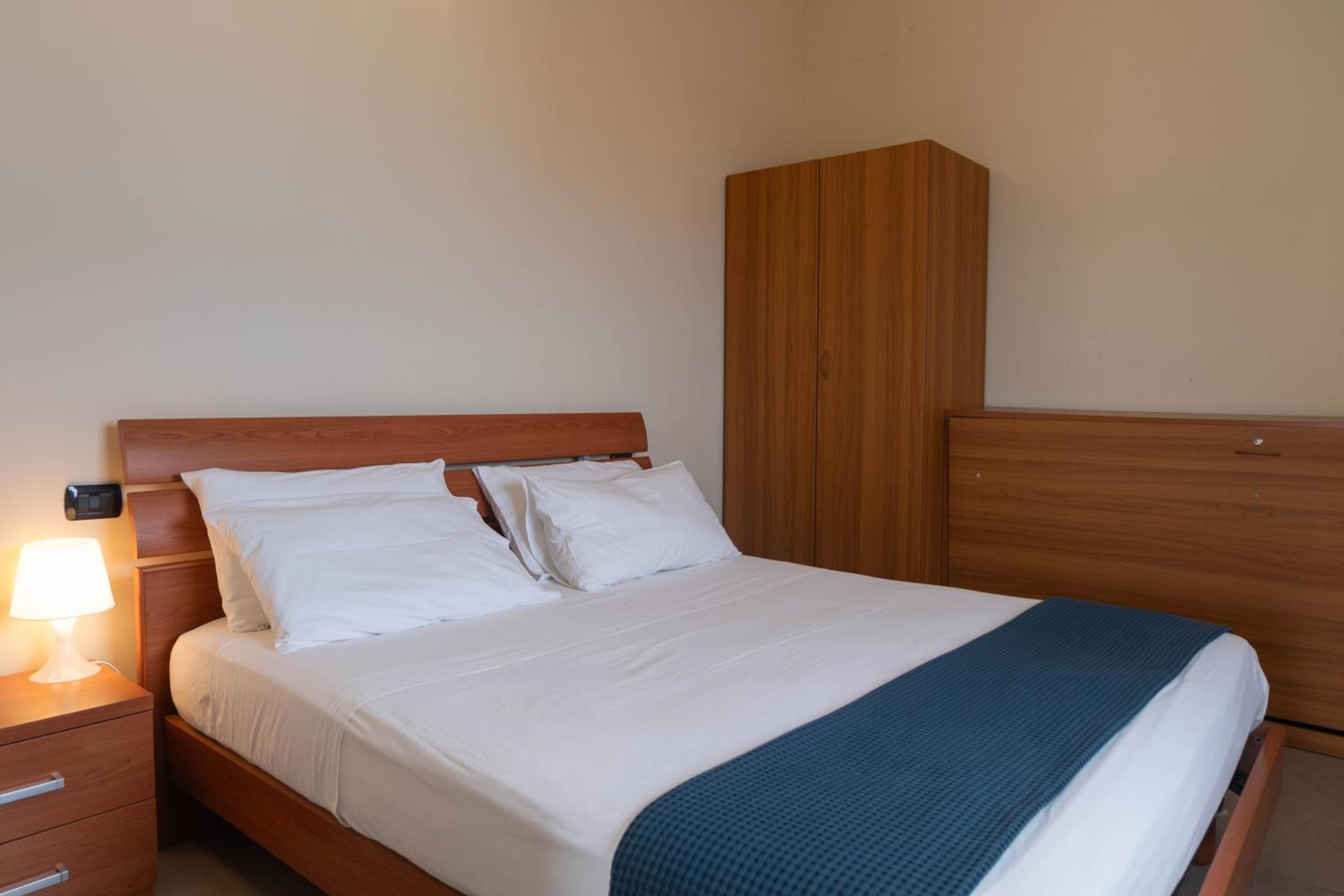 Standard Triple Room with Sea View