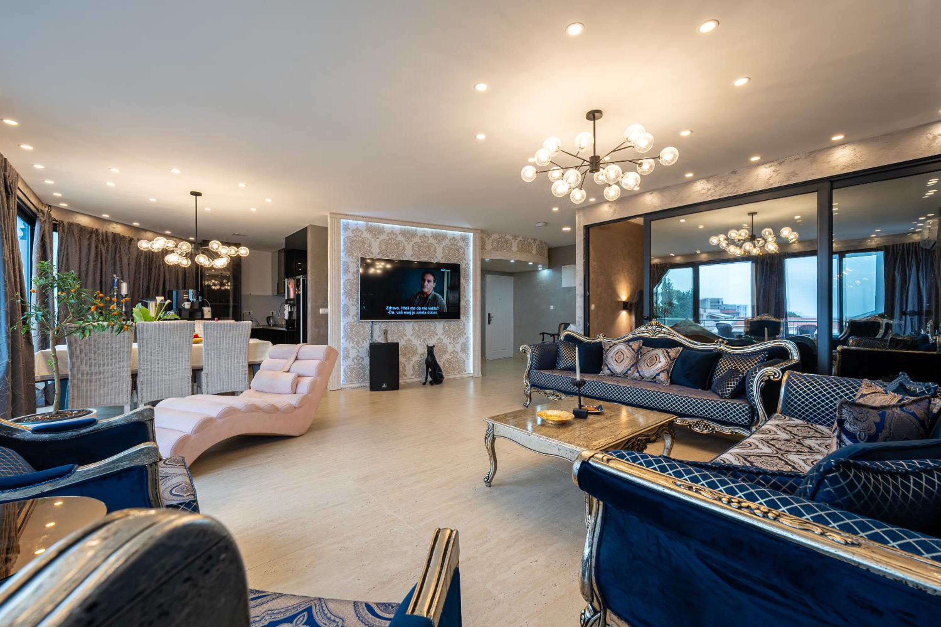 Superior Apartment photo 1