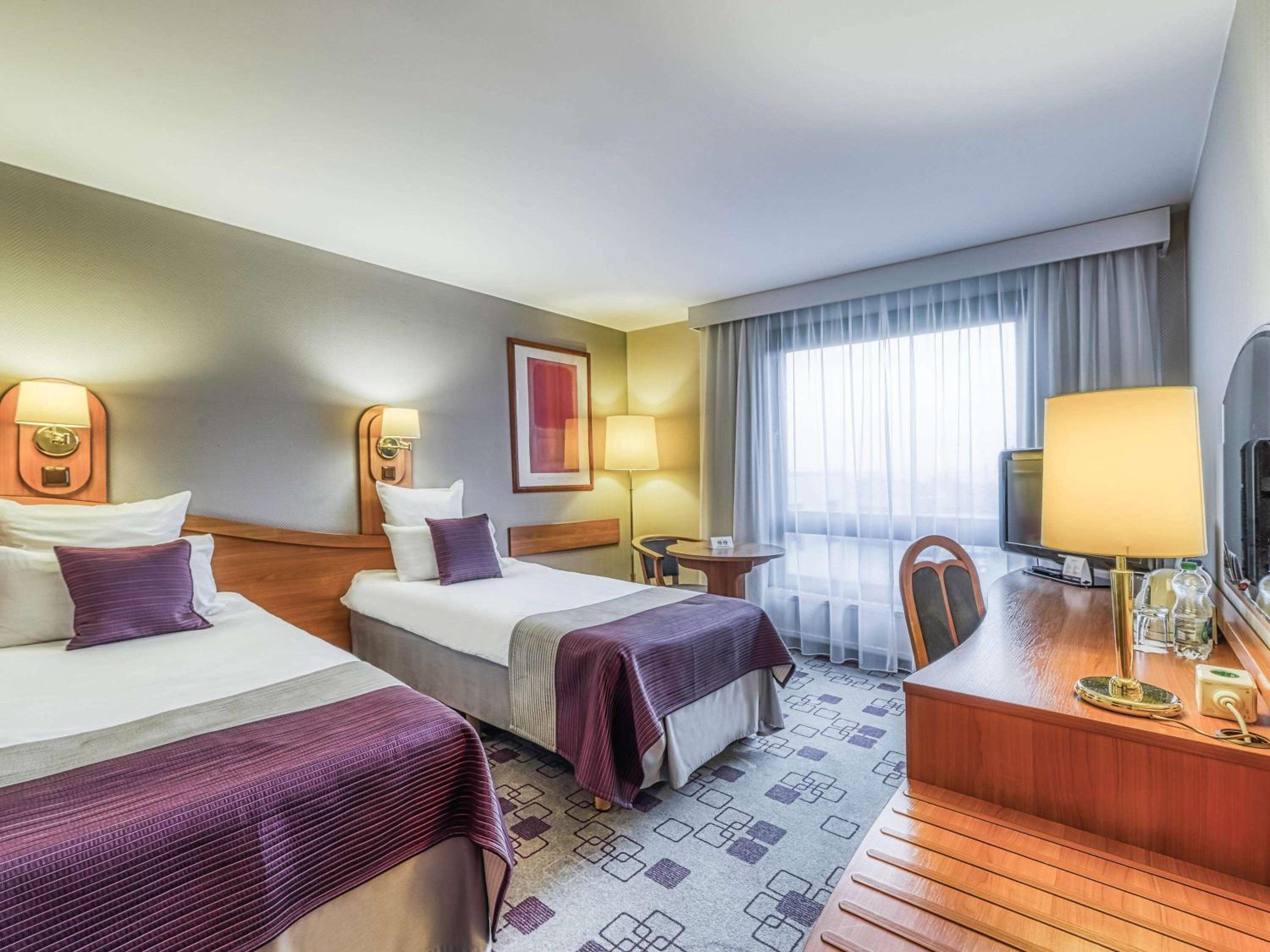 Standard Twin Room - Photo 3