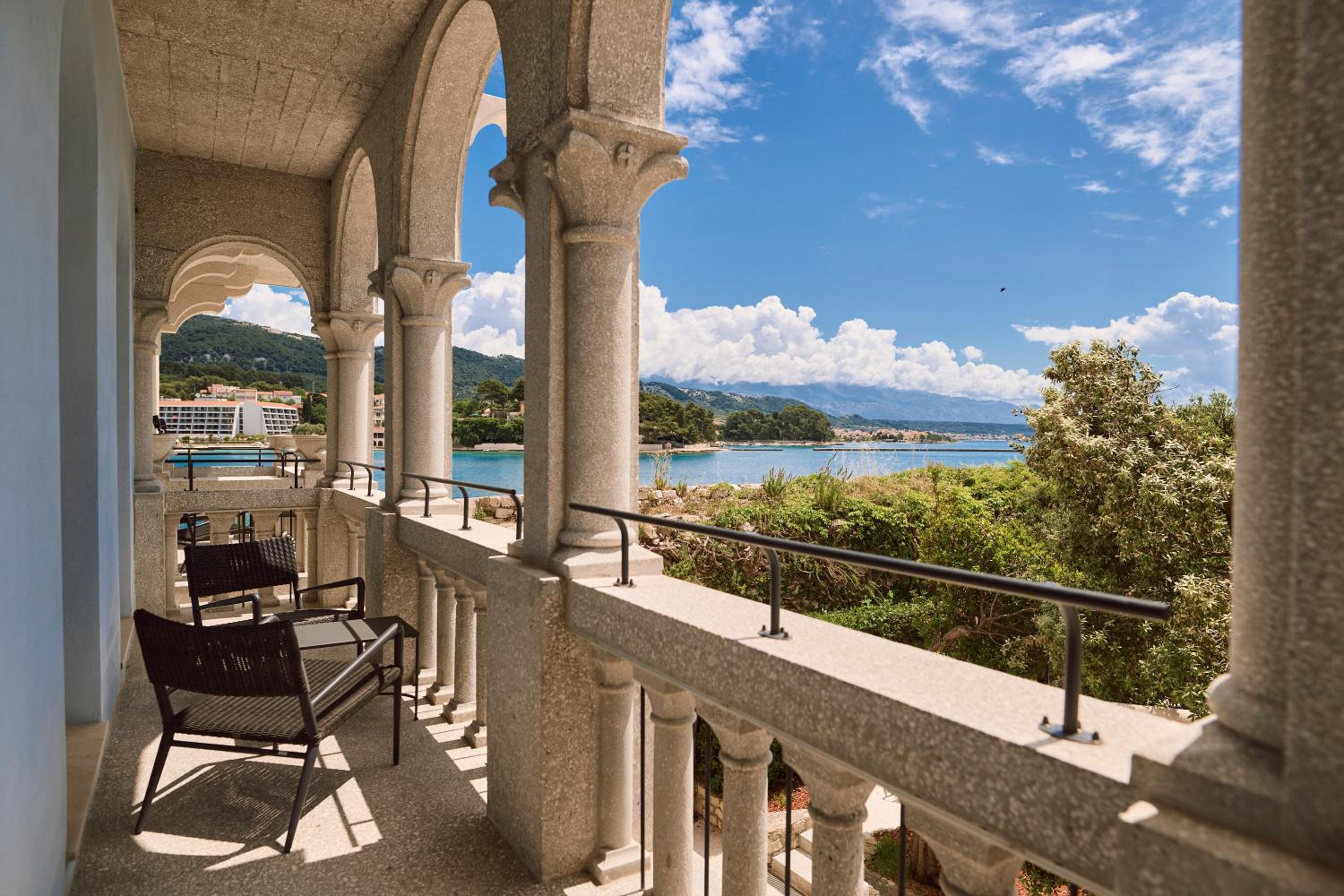Superior Double Room with Sea View and Balcony - Photo 7