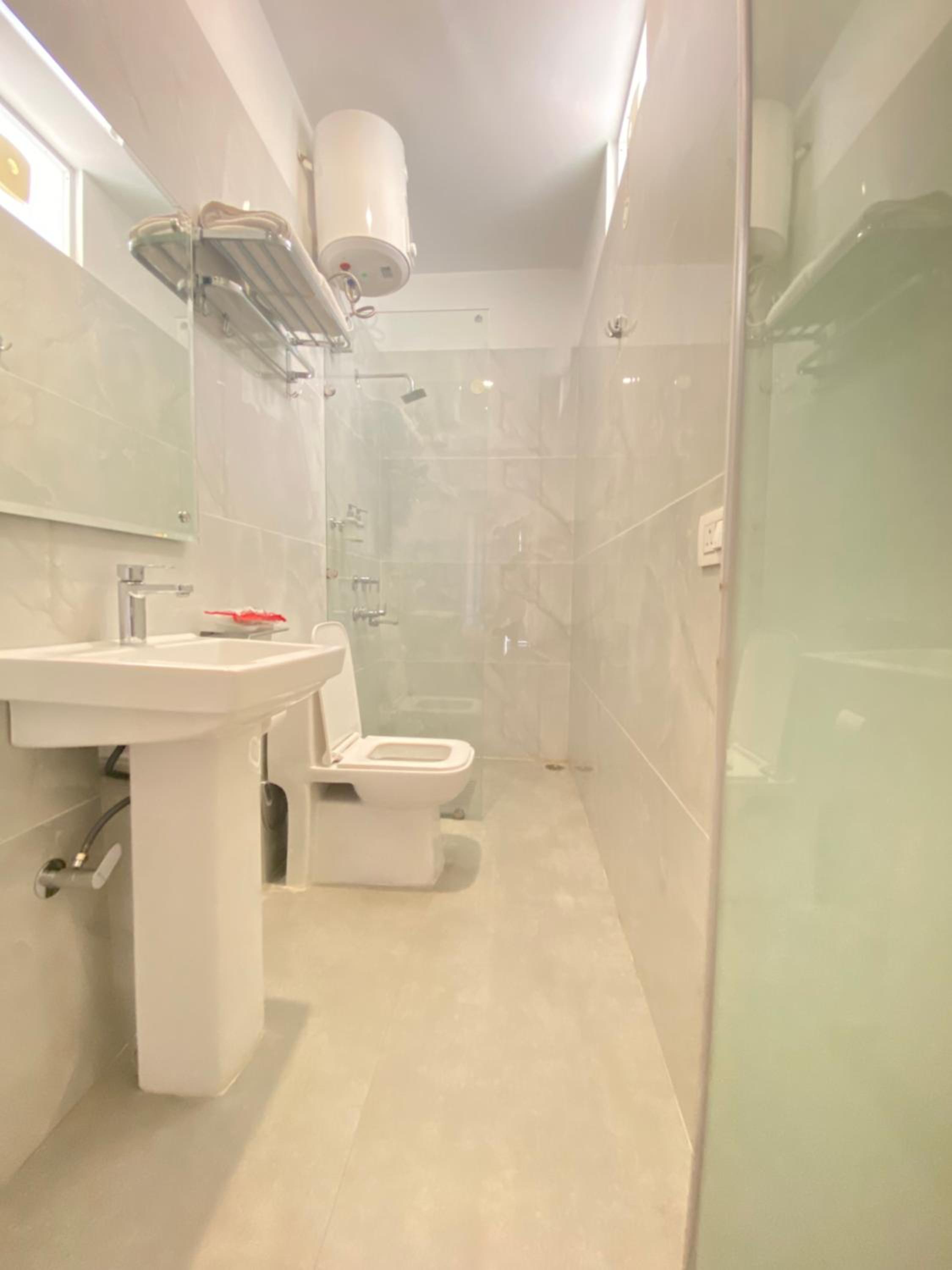 Deluxe Double Room with Balcony photo 2