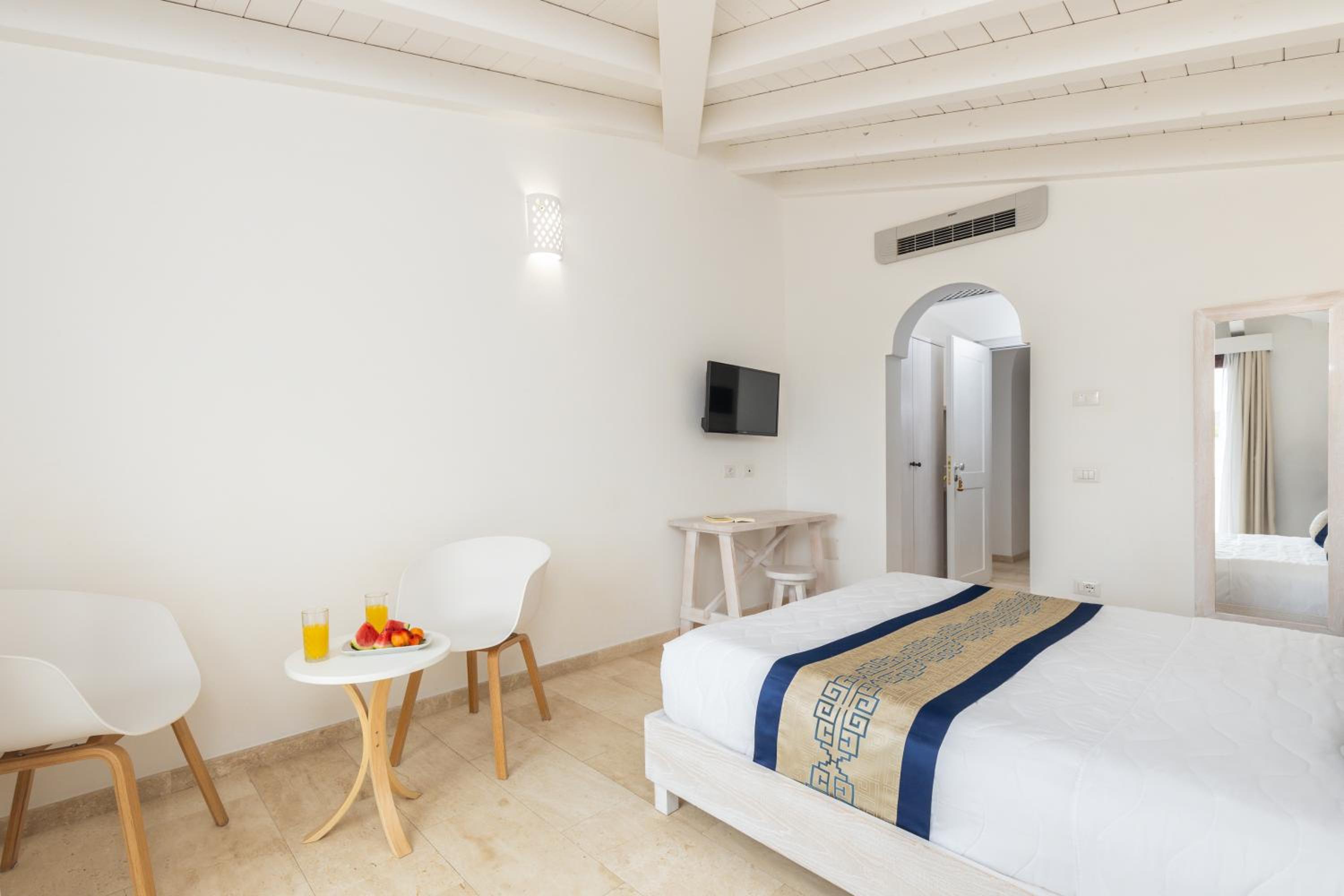 Superior Double Room - Photo 3