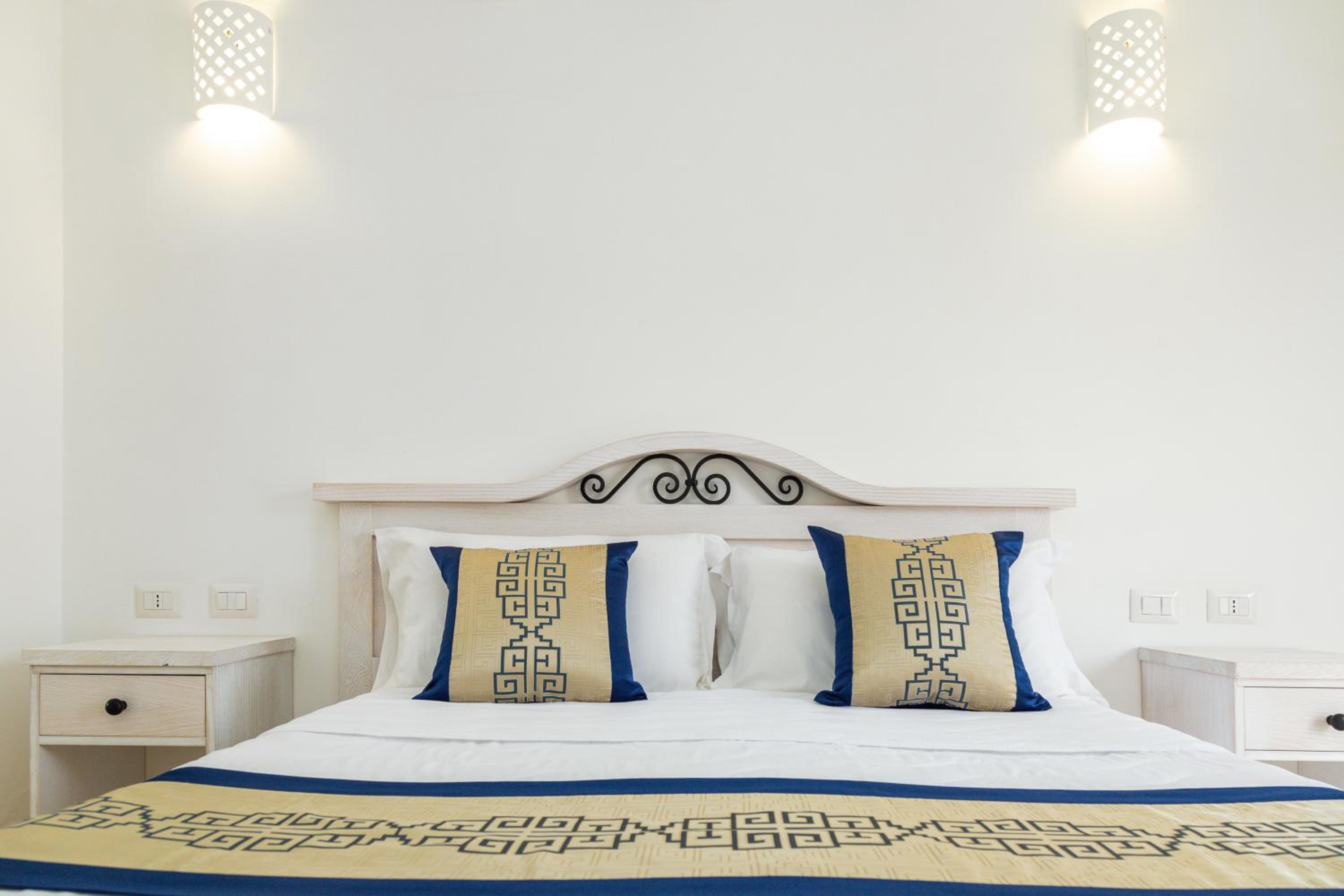 Superior Double Room - Photo 2