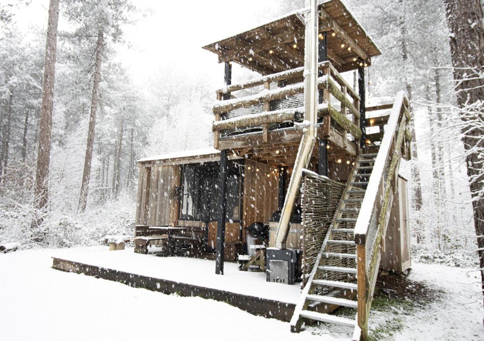 Seven-Bedroom House photo 1