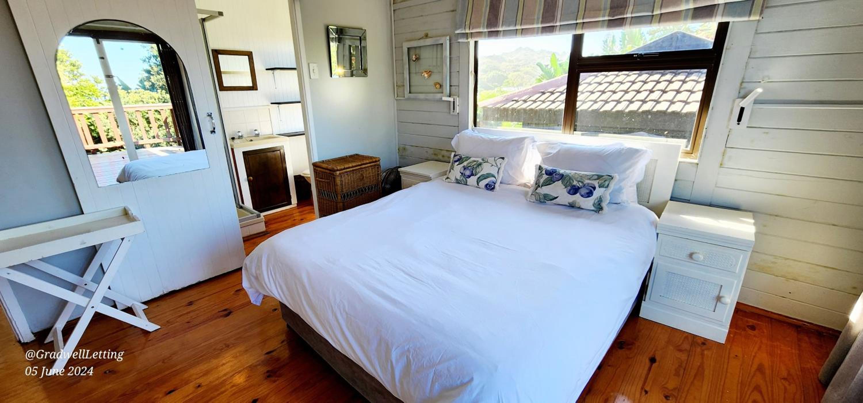 Three-Bedroom Vacation Home  photo 1