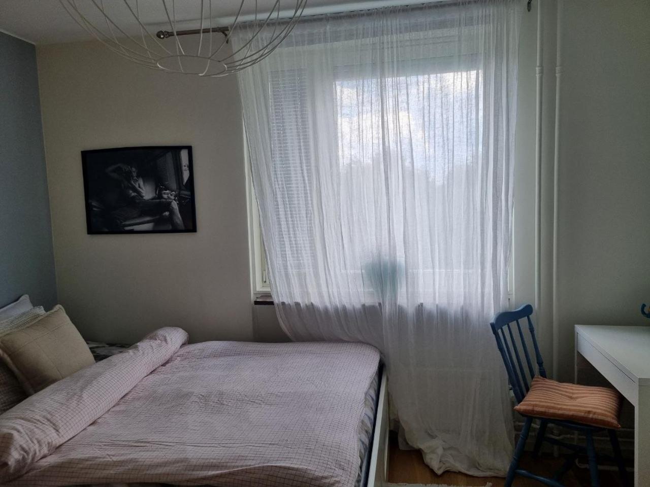 Standard Double Room With Shared Bathroom
