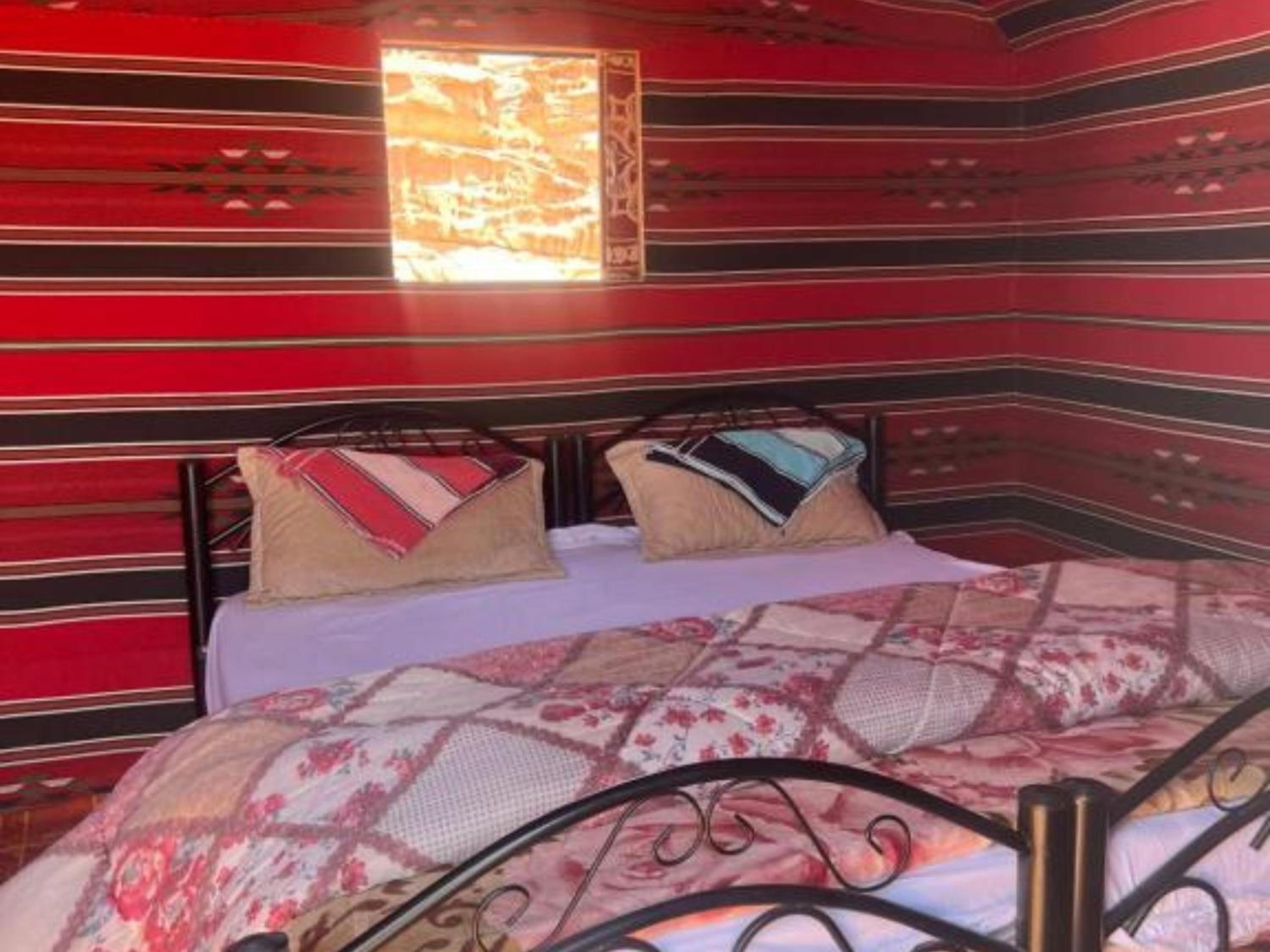 Standard Double Room with Shared Bathroom photo 1