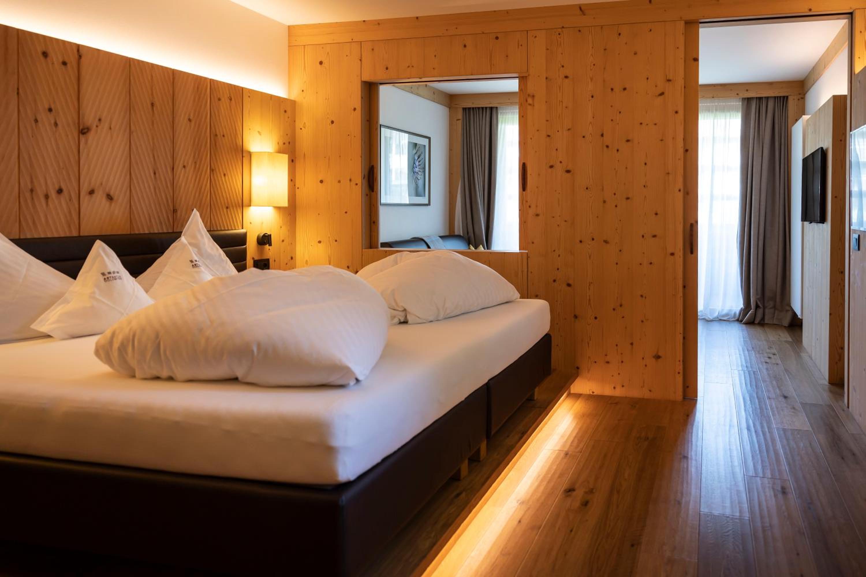 Suite with Garden View photo 1