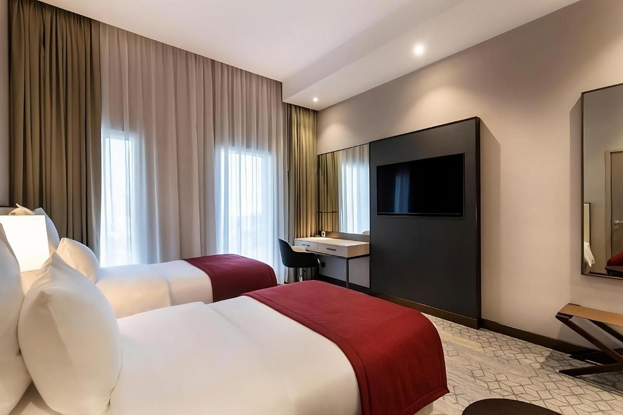 Standard Twin Room - Photo 4
