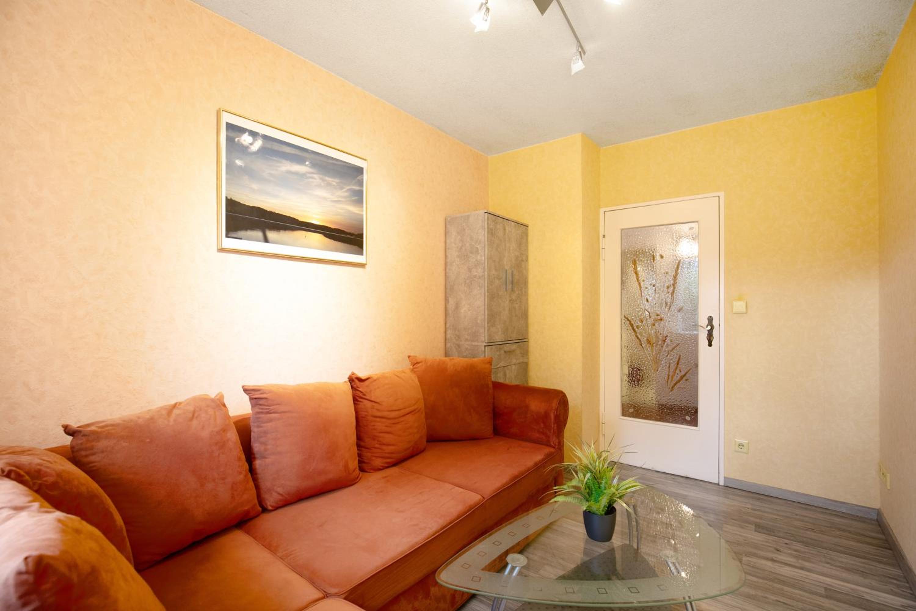 Two-Bedroom Deluxe Apartment with Garden View photo 3