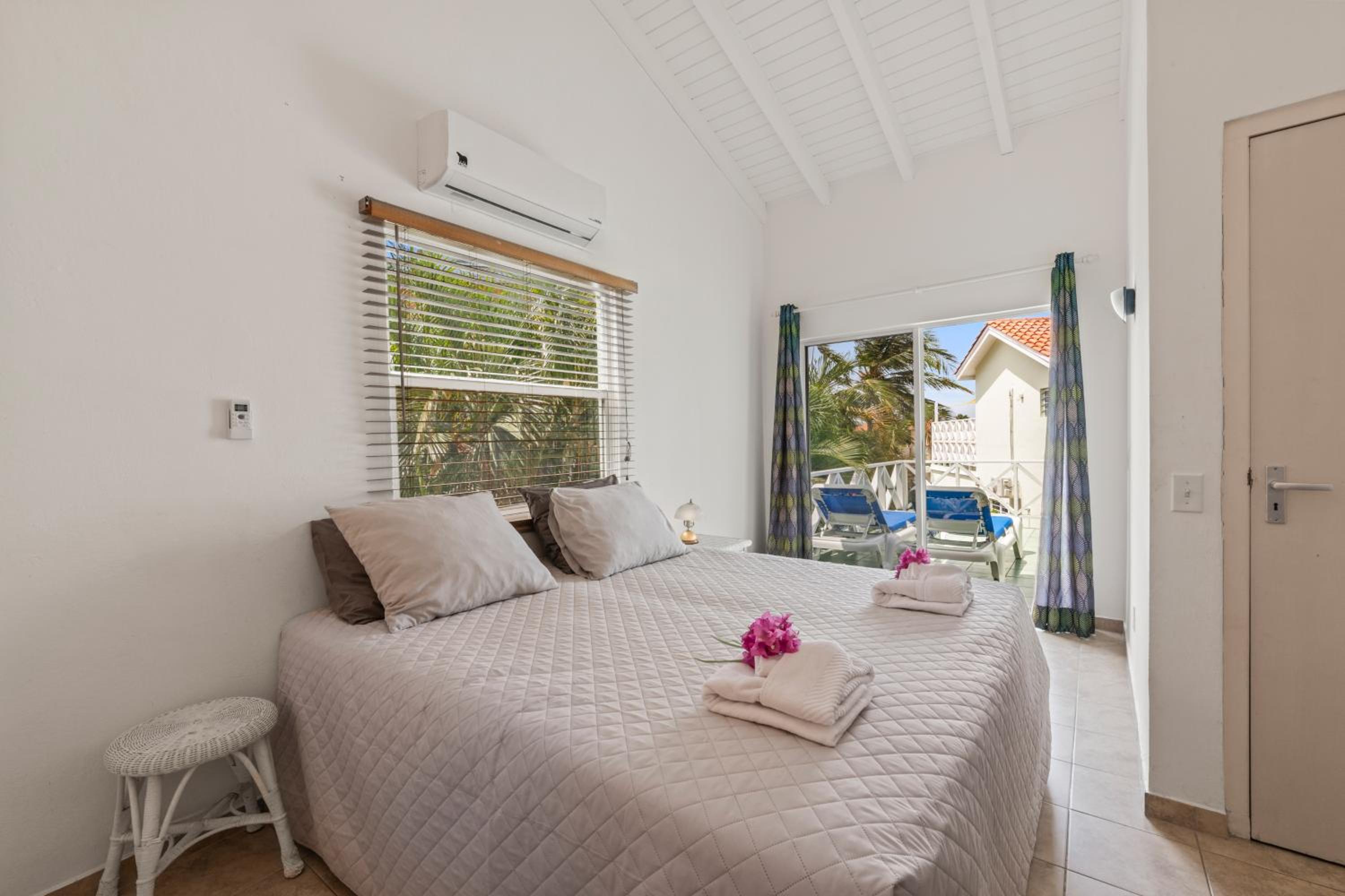 One-Bedroom Apartment with Garden View