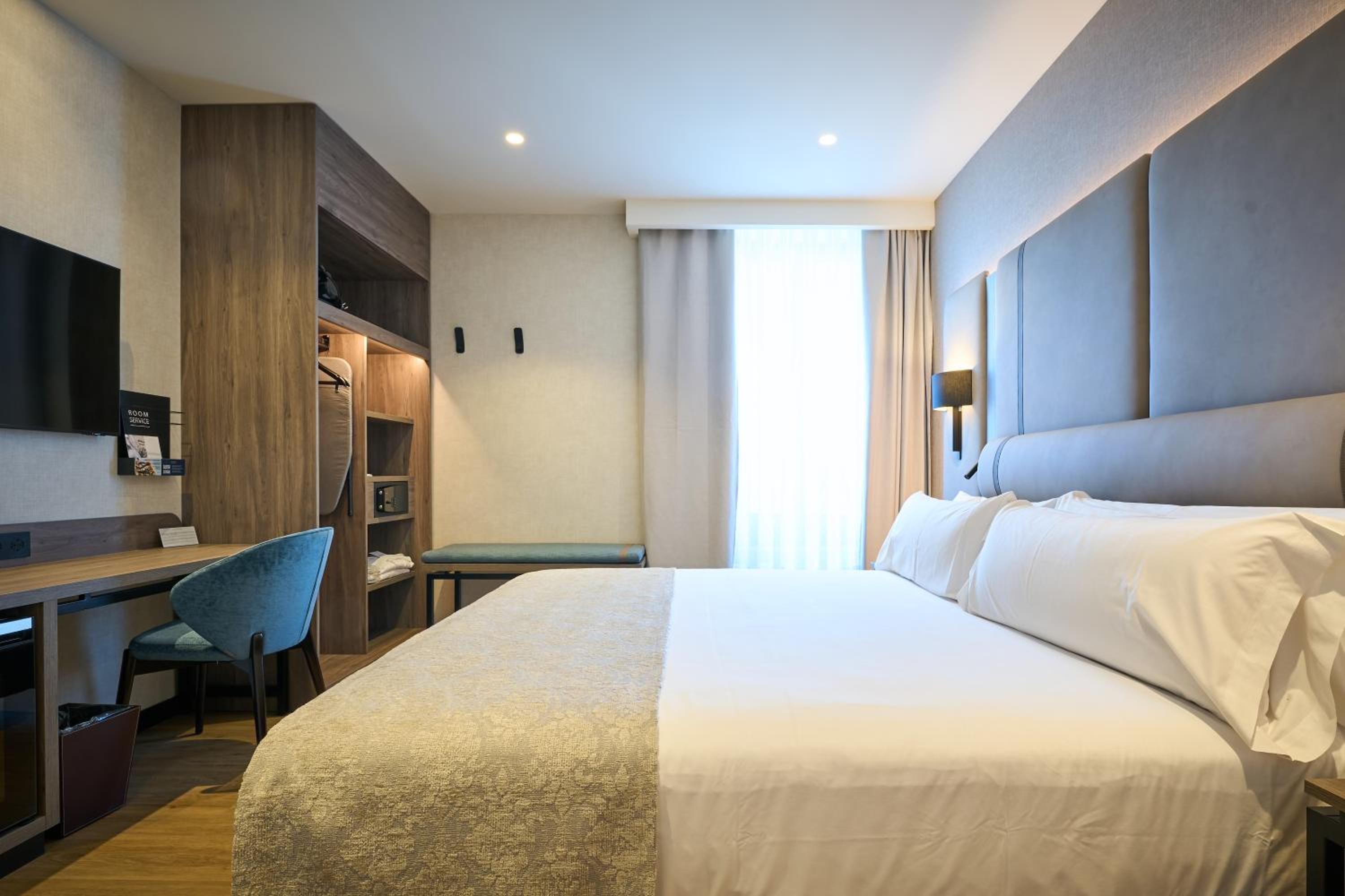 Premium Double Room with Terrace photo 3