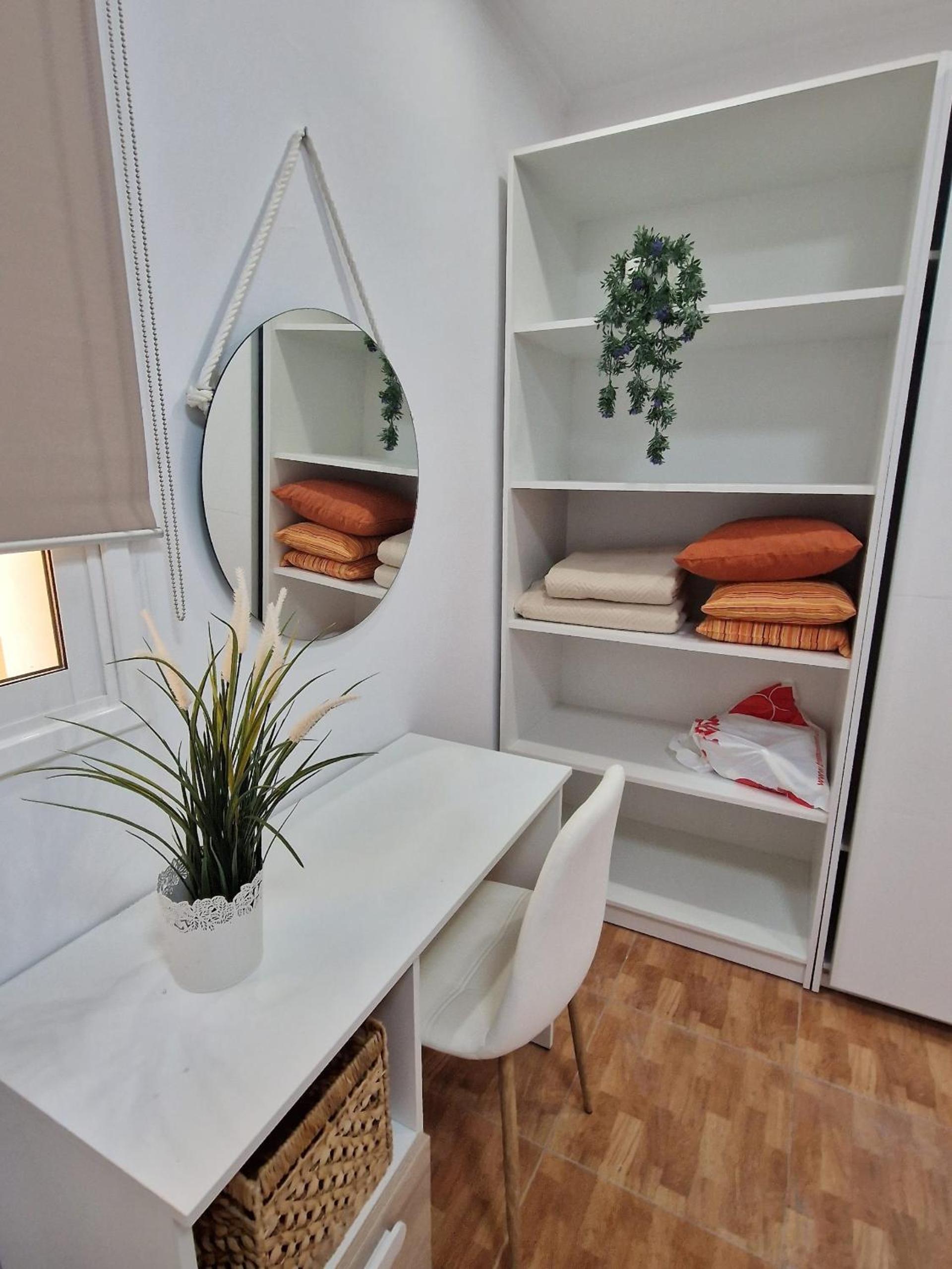 Two-Bedroom House photo 3