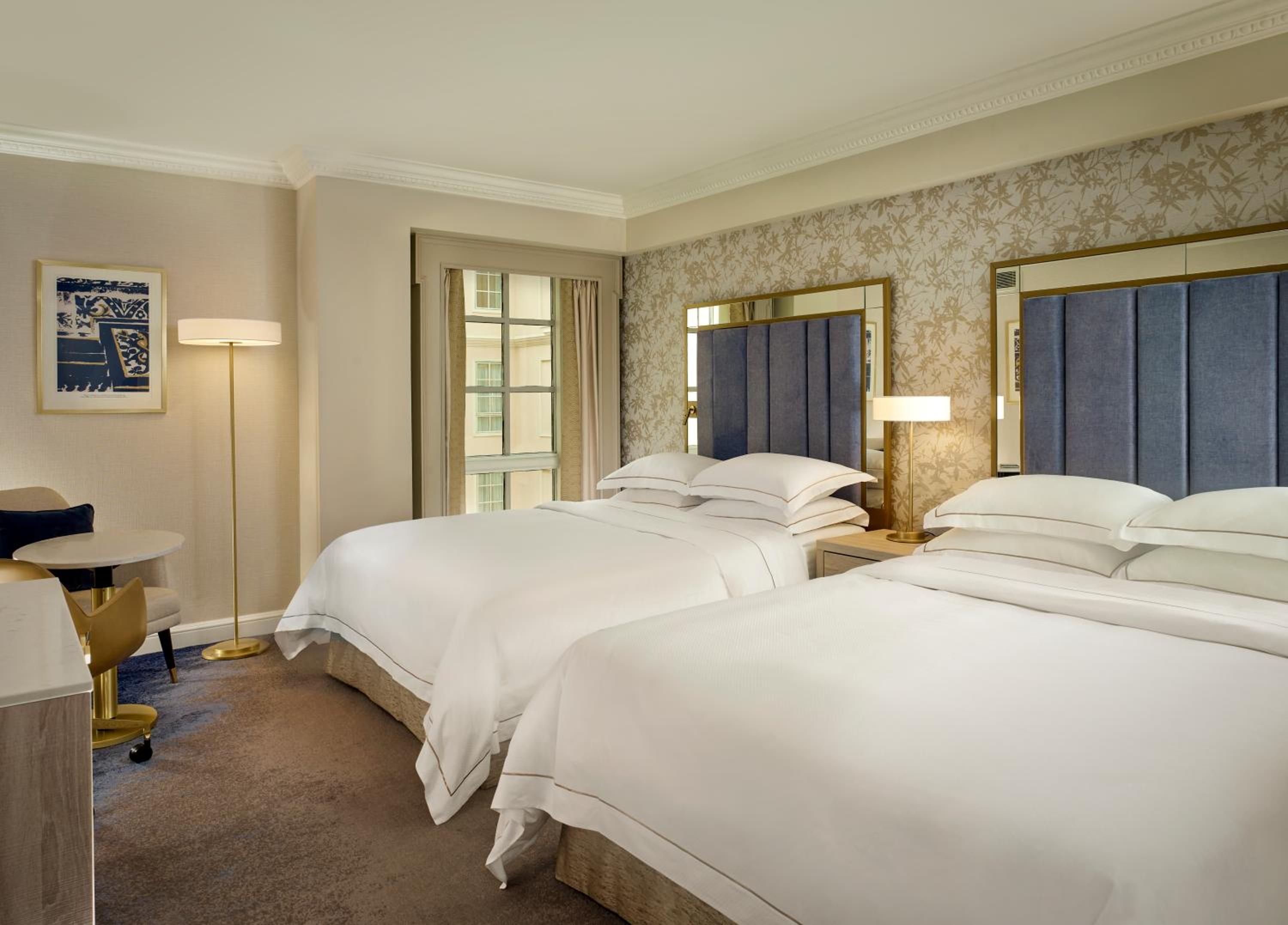 Deluxe Double Room with Two Double Beds and Atrium View