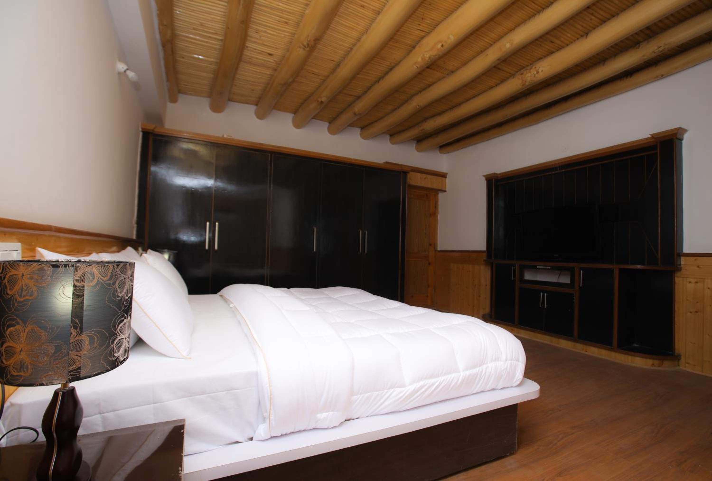 Double Room With Private Bathroom photo 1