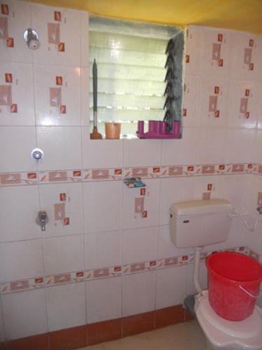 Family Room with Private Bathroom photo 3