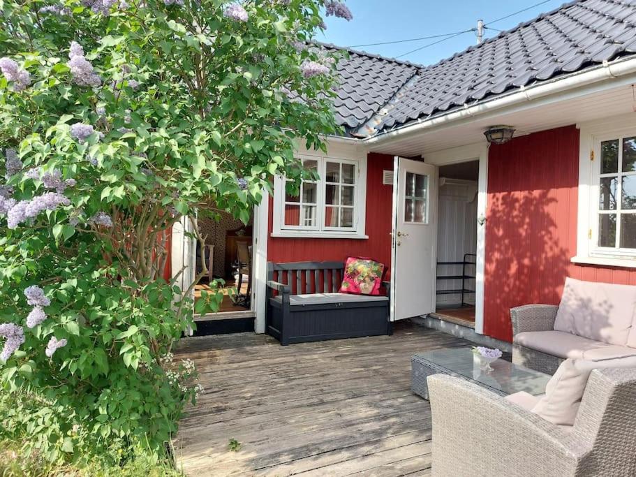 Two-Bedroom House photo 2