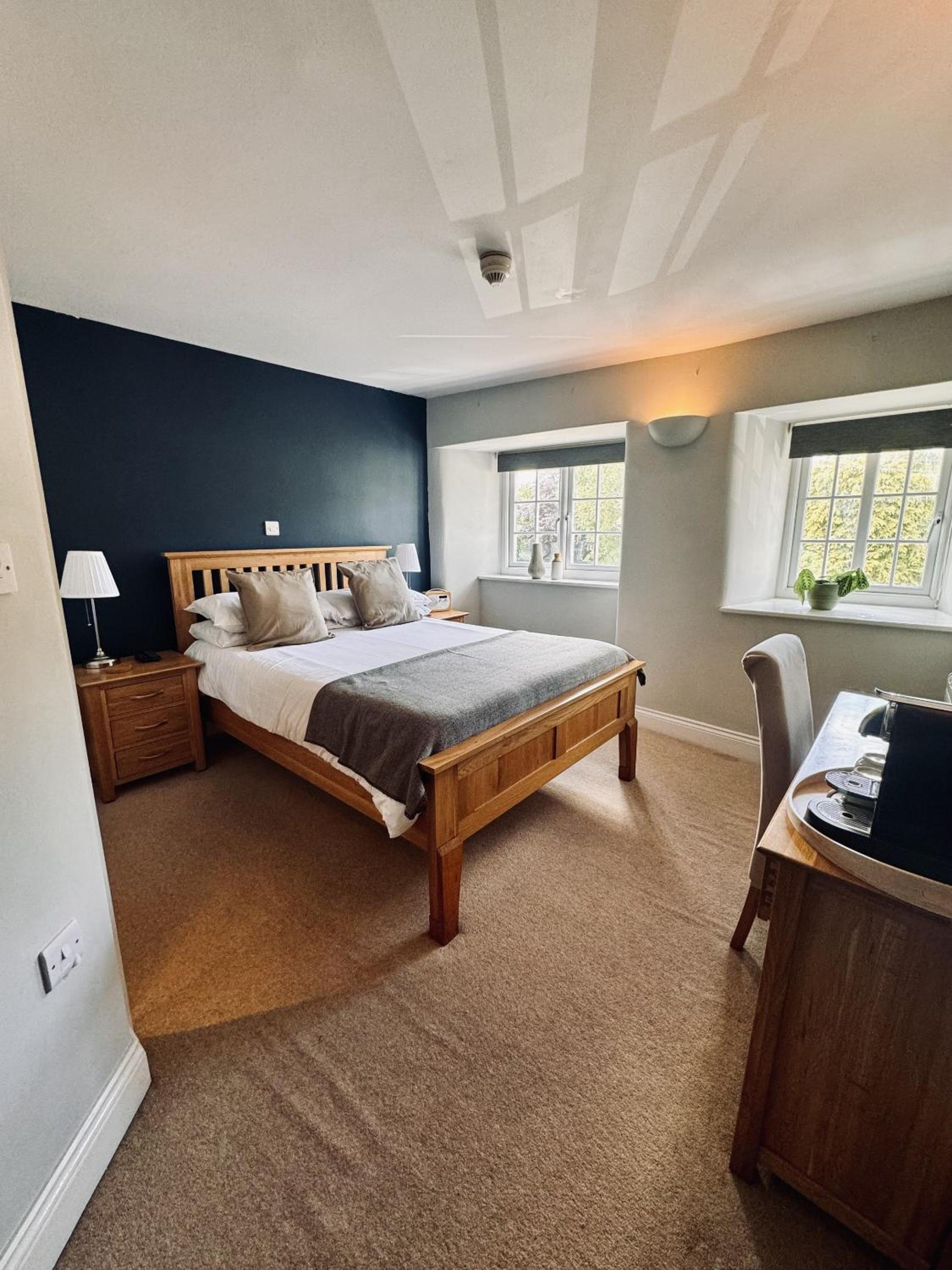 Small Double Room photo 2
