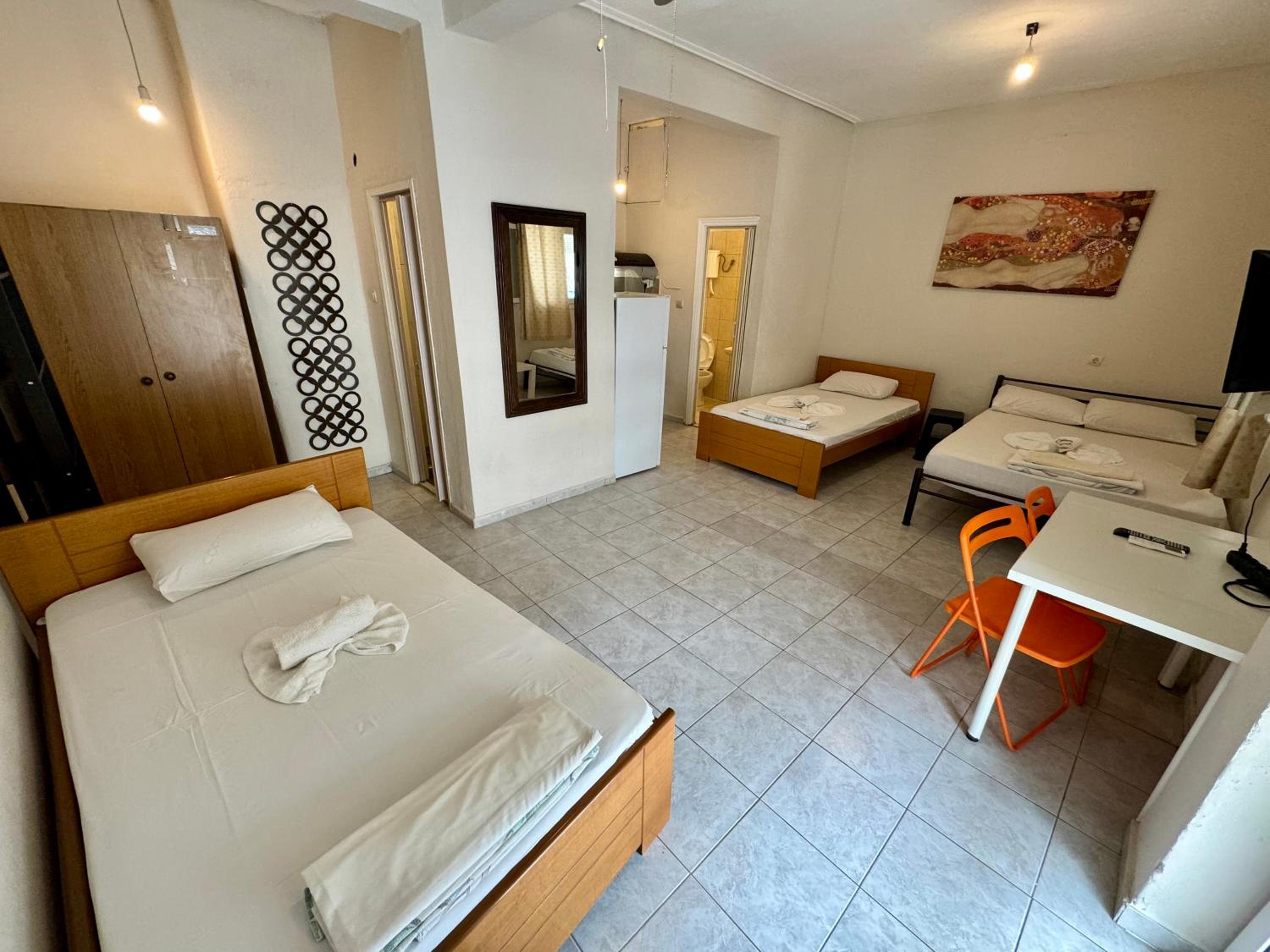 One-Bedroom Apartment with Sea View and Balcony photo 1