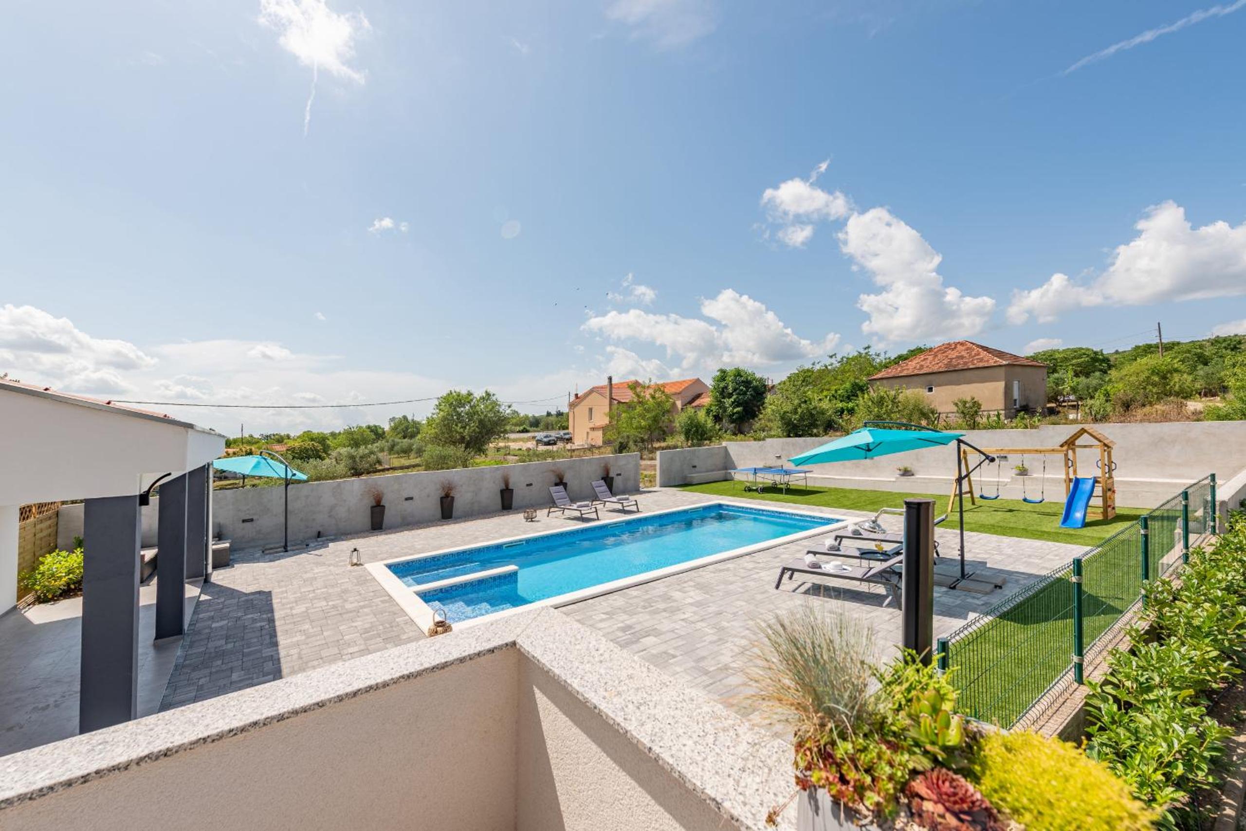 Villa with Private Pool photo 2