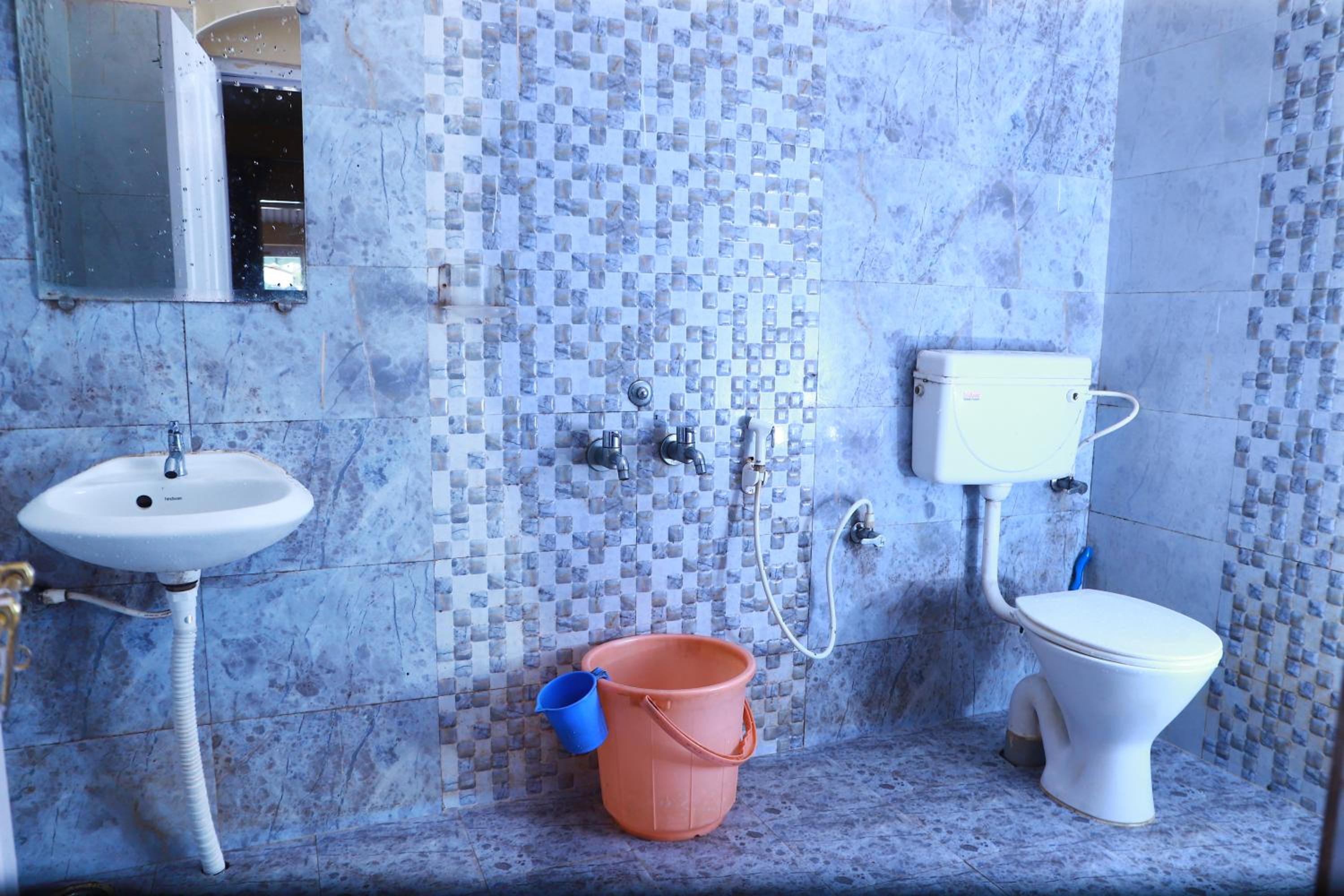Suite - Photo 2