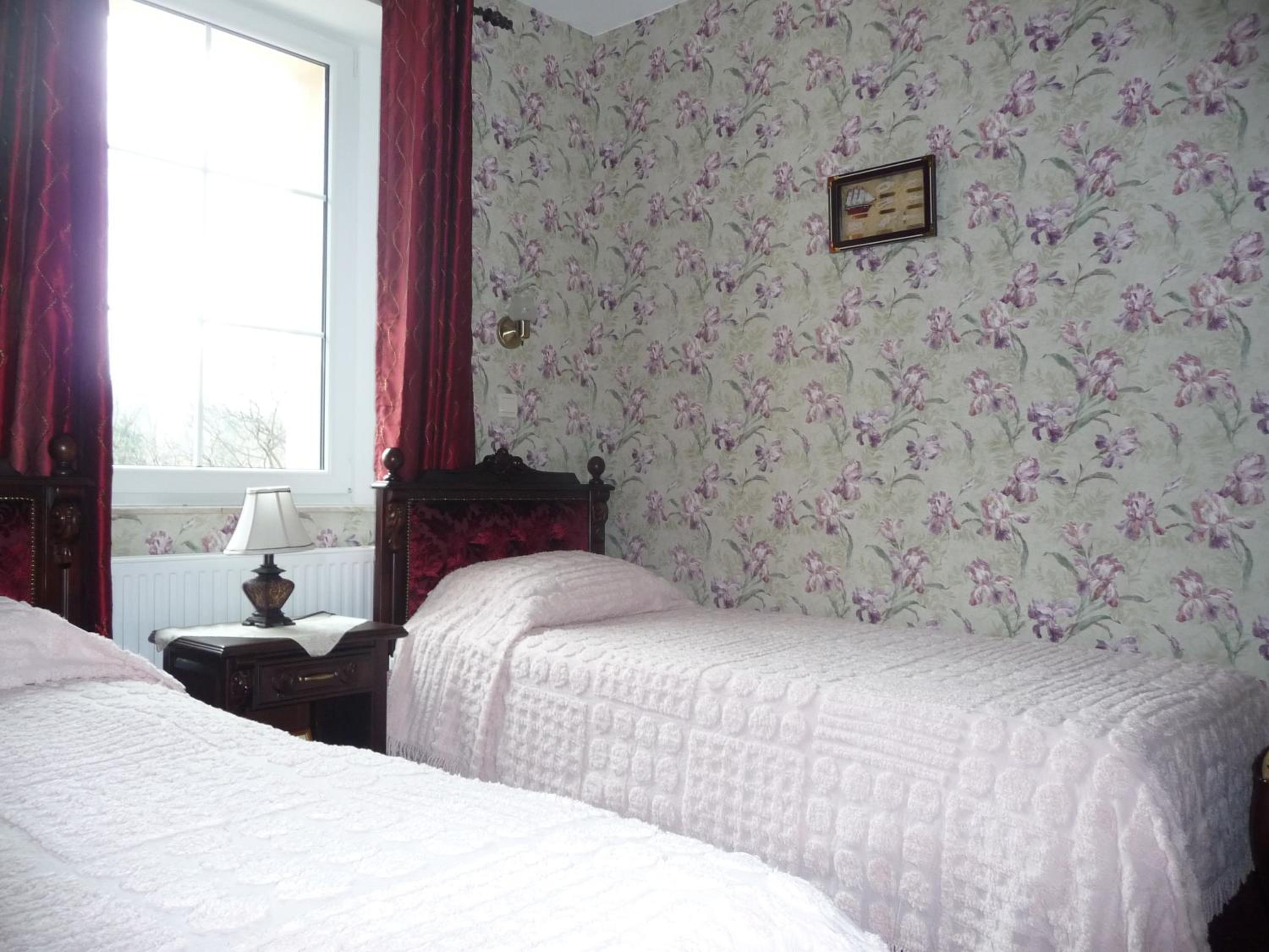 Twin Room - Photo 6