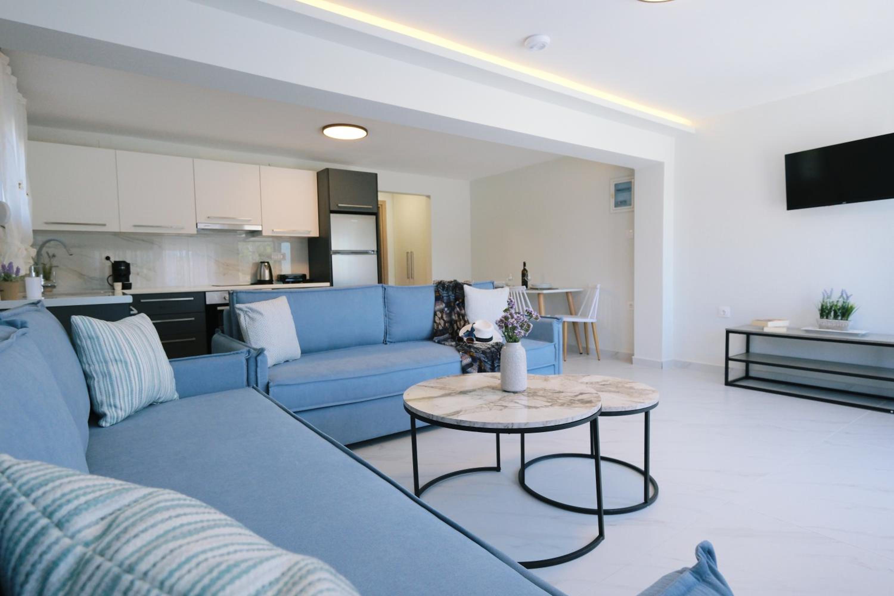 One-Bedroom Deluxe Apartment photo 1