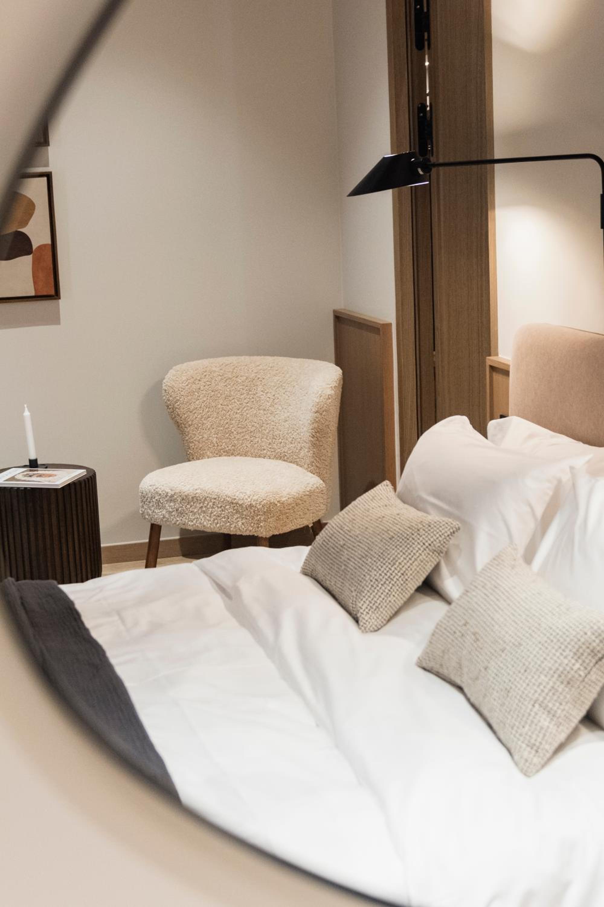 Revi Suite with Mountain View