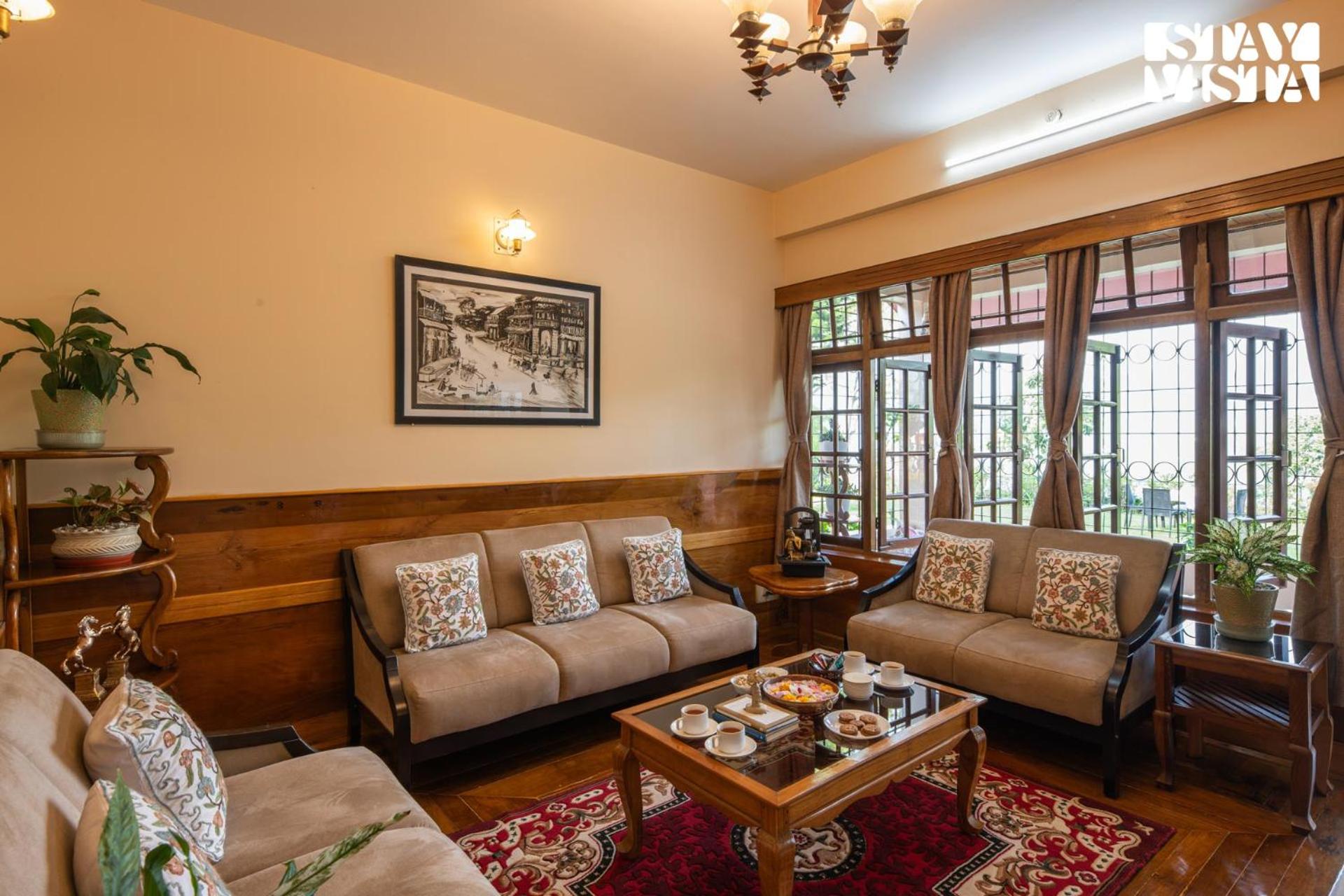 Villa photo 3