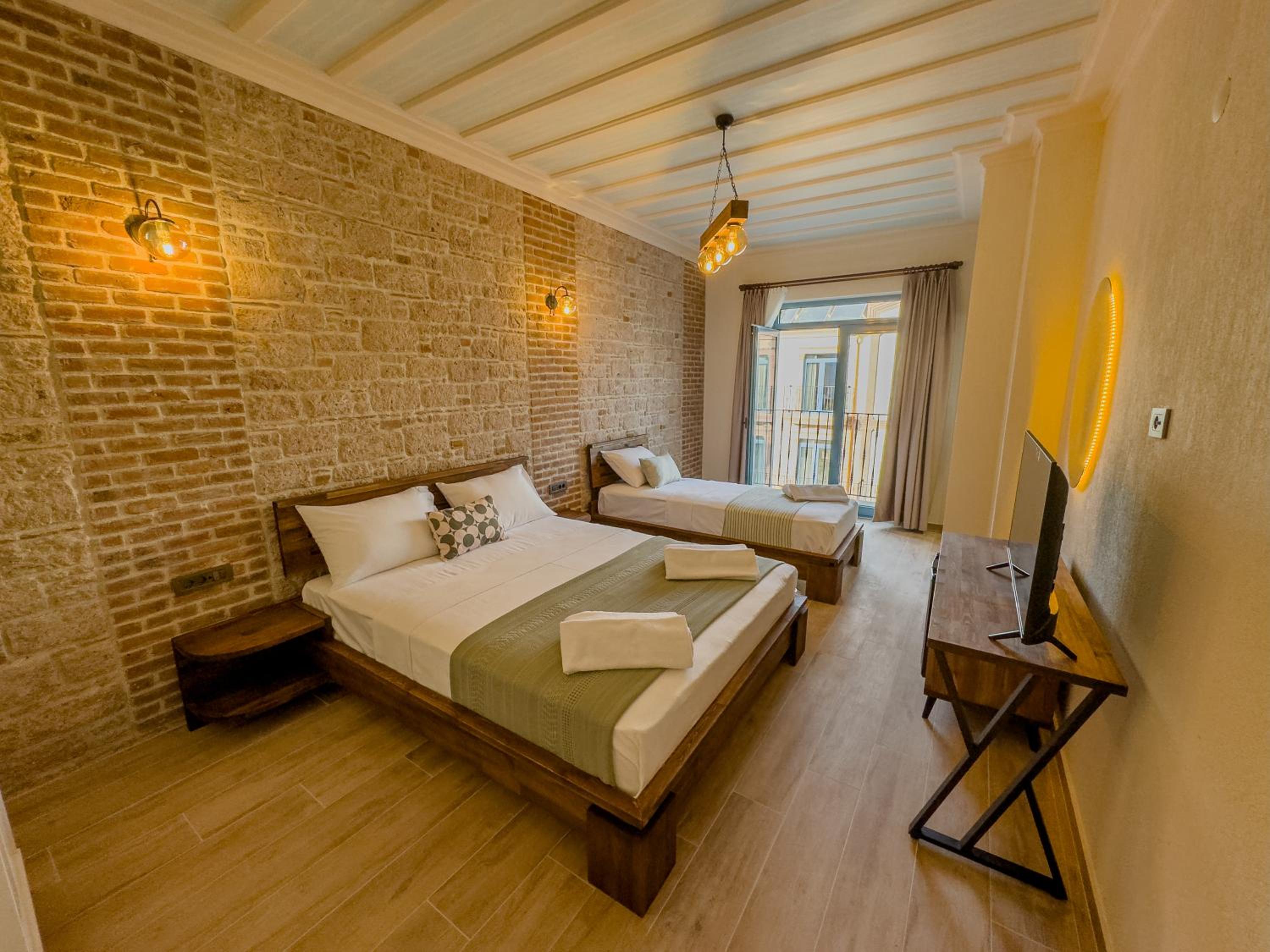 Superior Triple Room photo 3