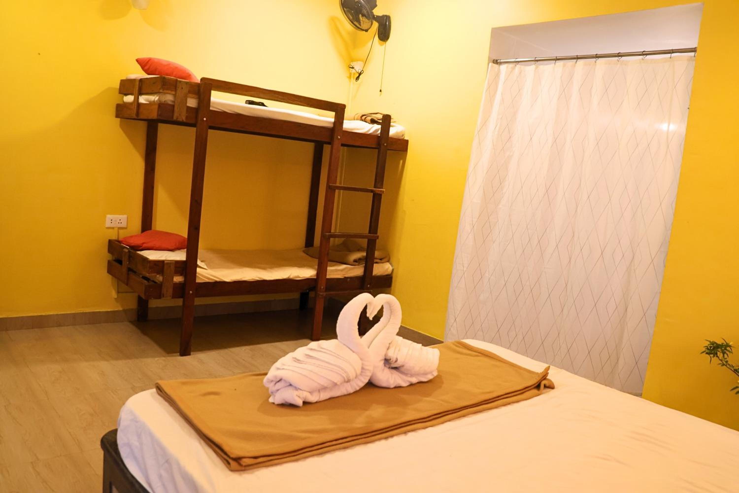 Deluxe Room - Photo 14