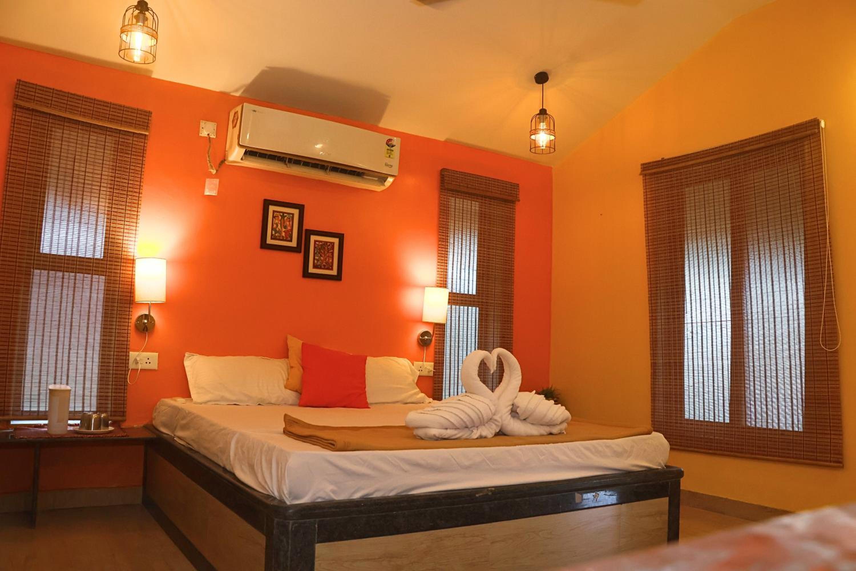 Deluxe Room - Photo 2