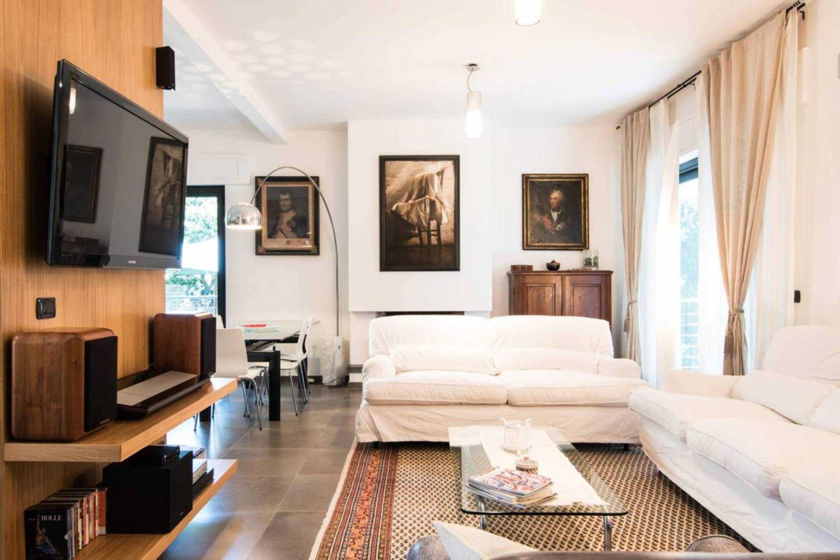 Deluxe Villa