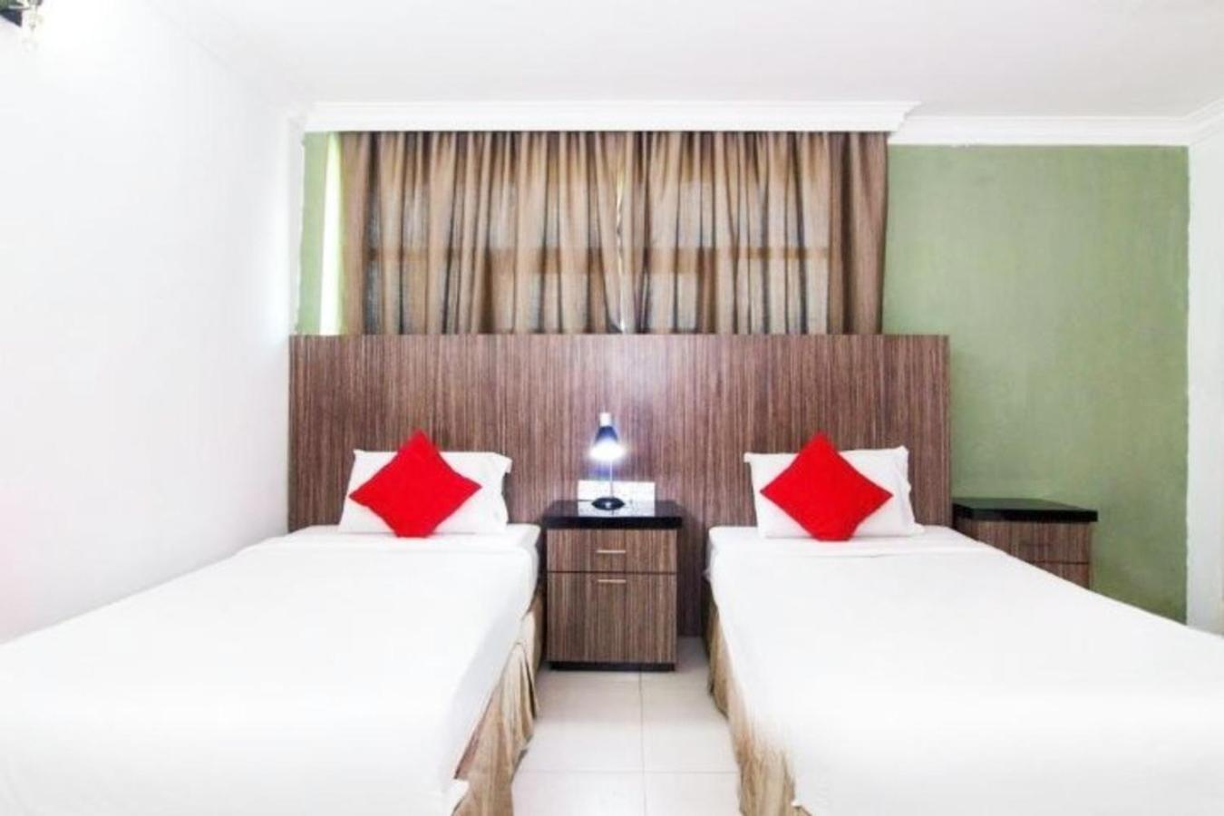 Deluxe Twin Room - Photo 1