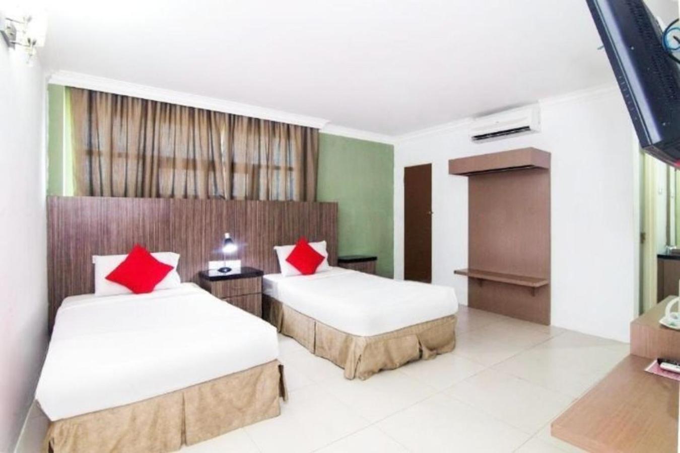 Deluxe Twin Room - Photo 2
