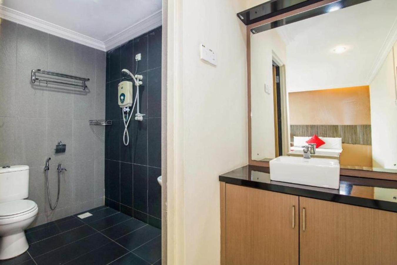 Deluxe Twin Room - Photo 4