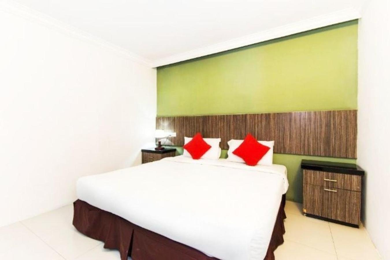 Standard King Room - Photo 2