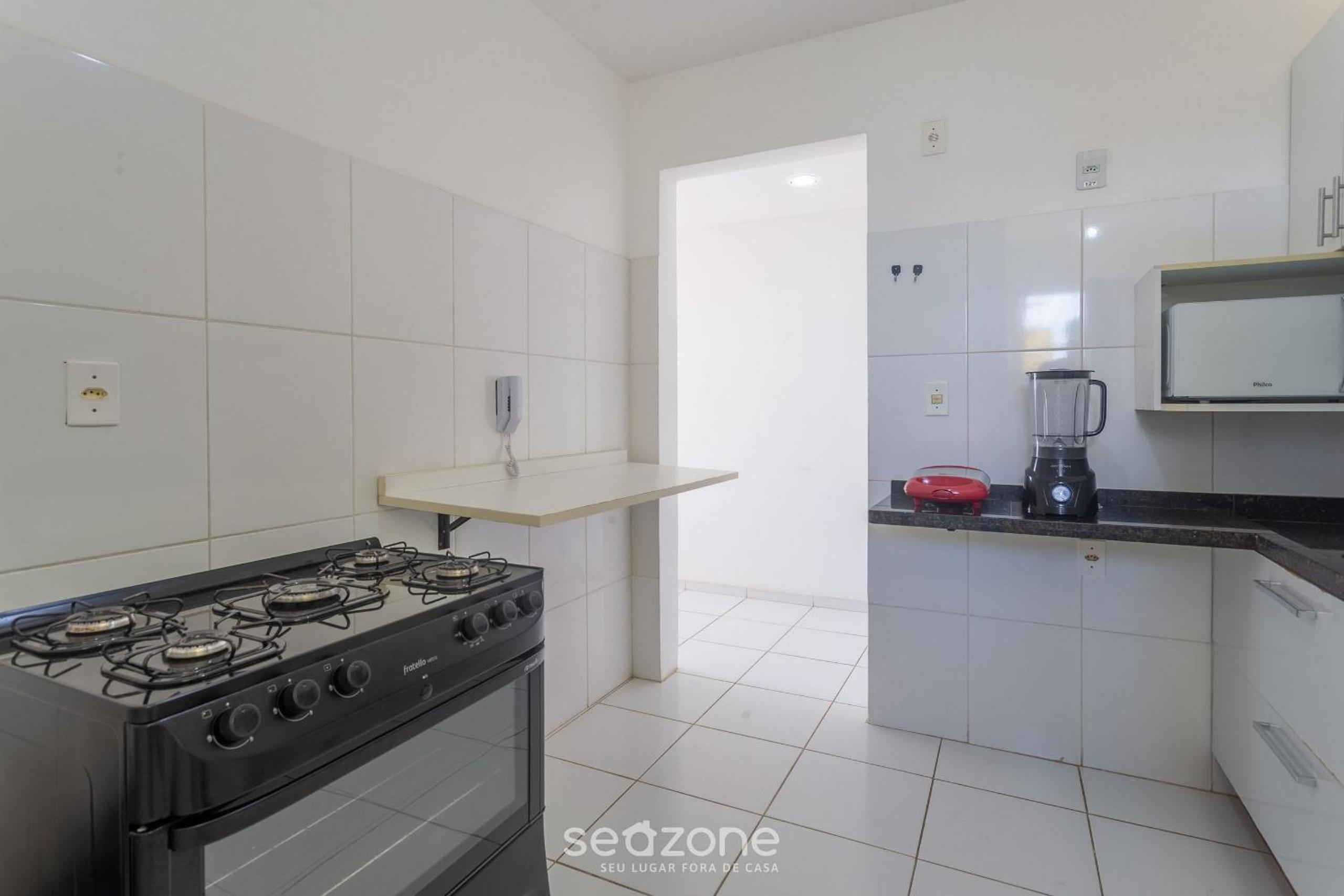 Apartment photo 2