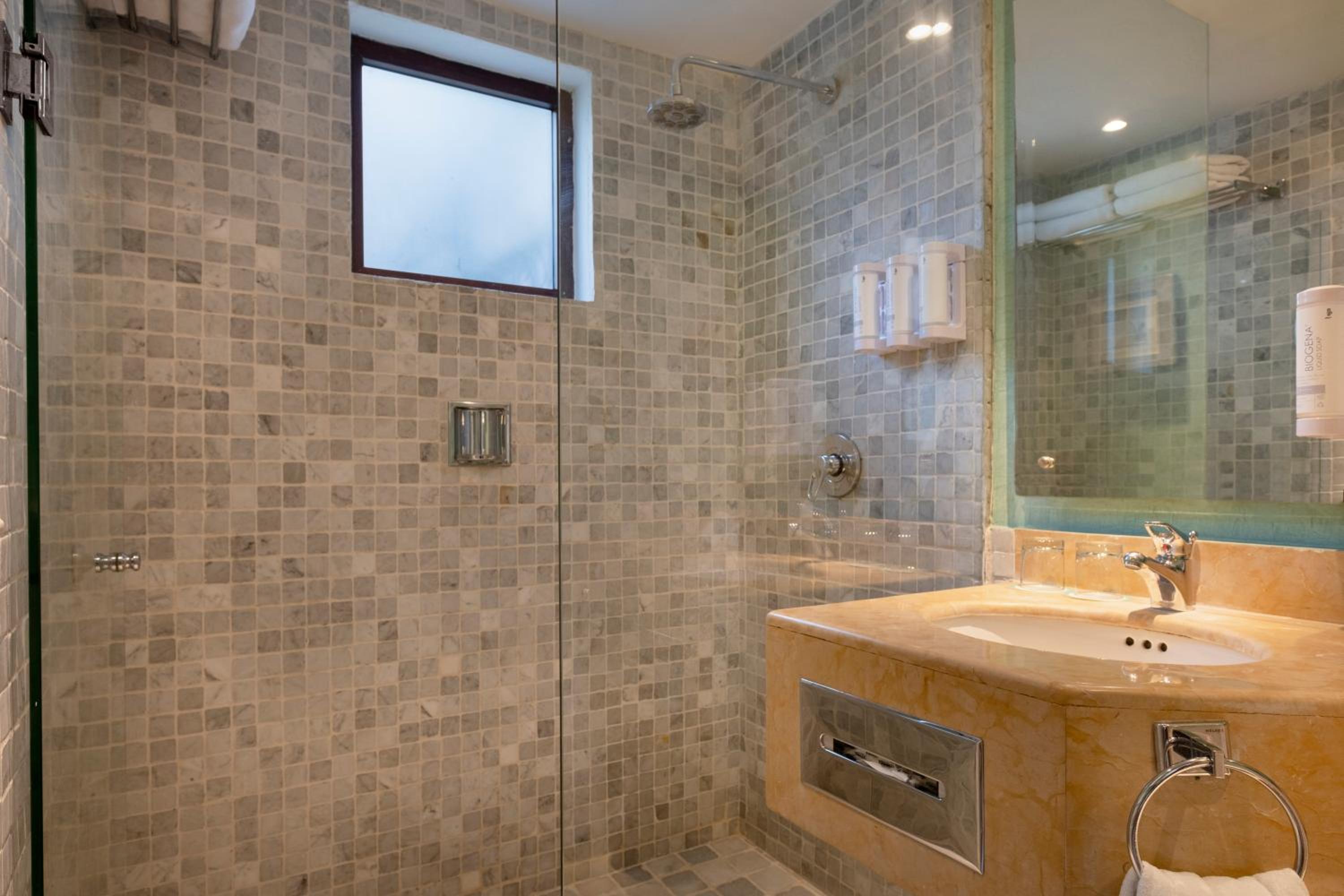 Suite Ocean Front - Photo 2