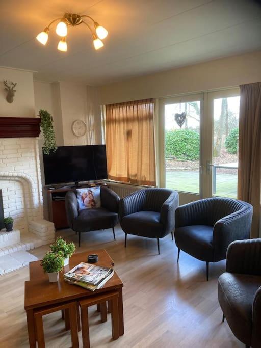 Four-Bedroom House photo 1
